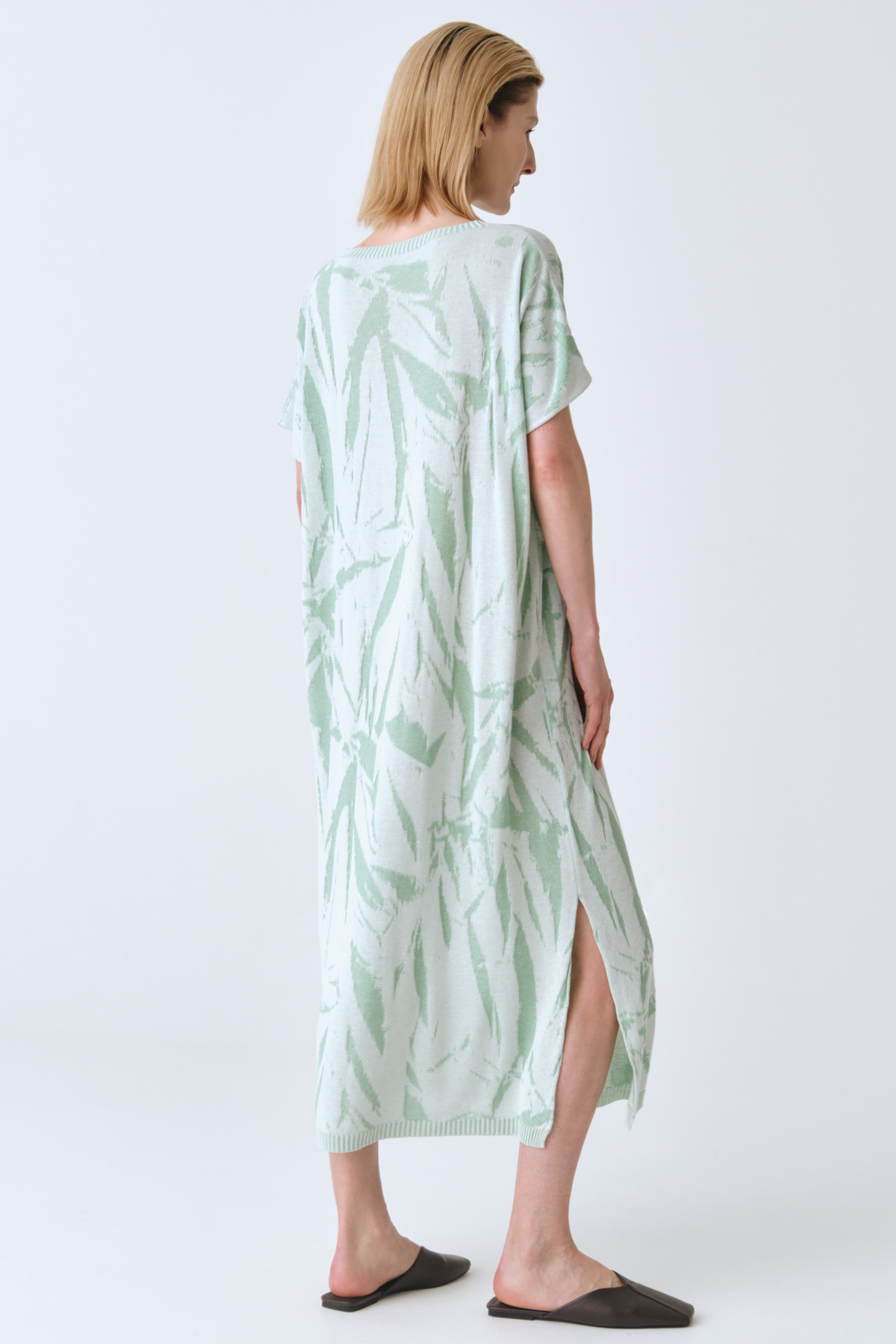 Платье с коротким рукавом Креш