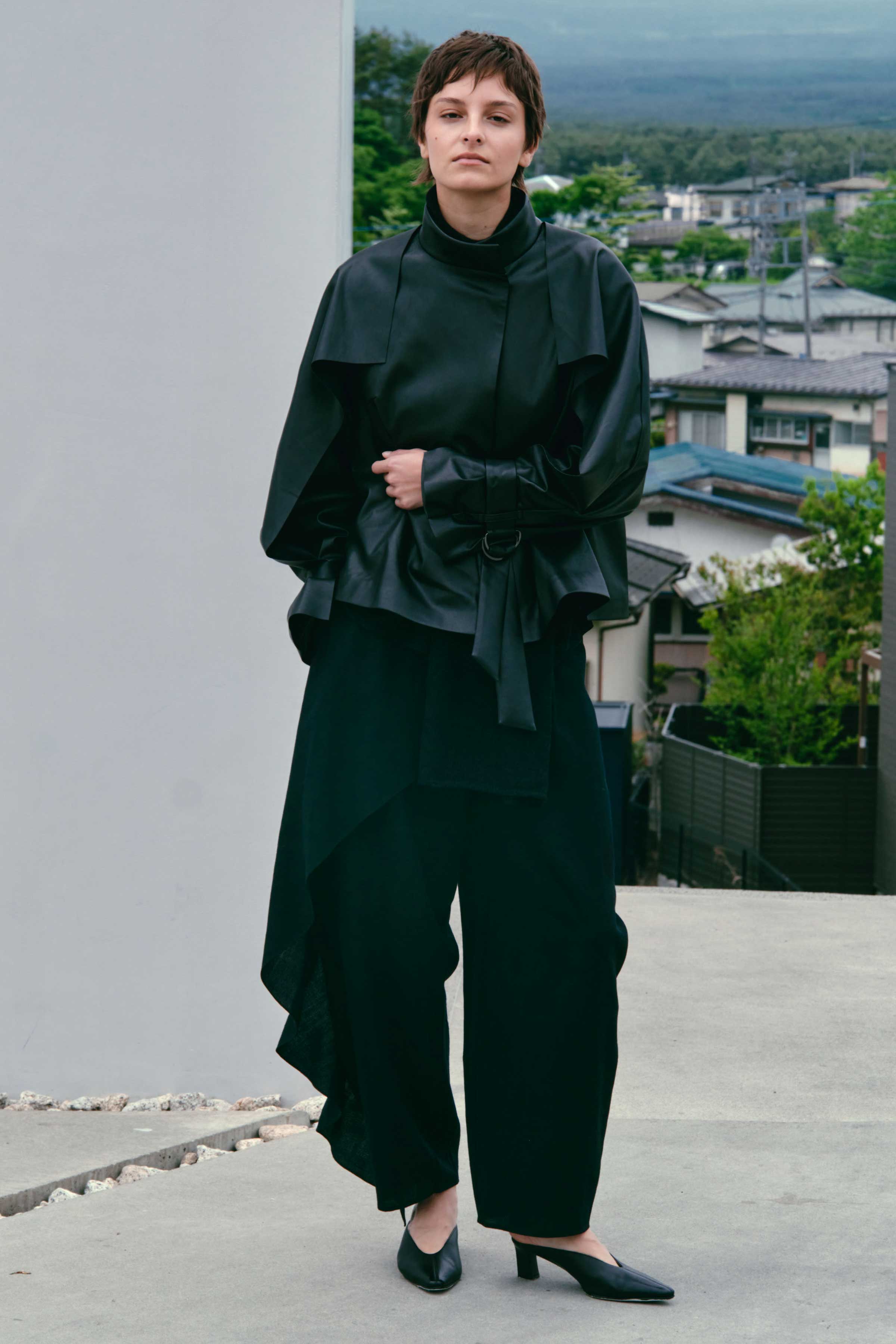 Брюки с воланом, тонкая шерсть