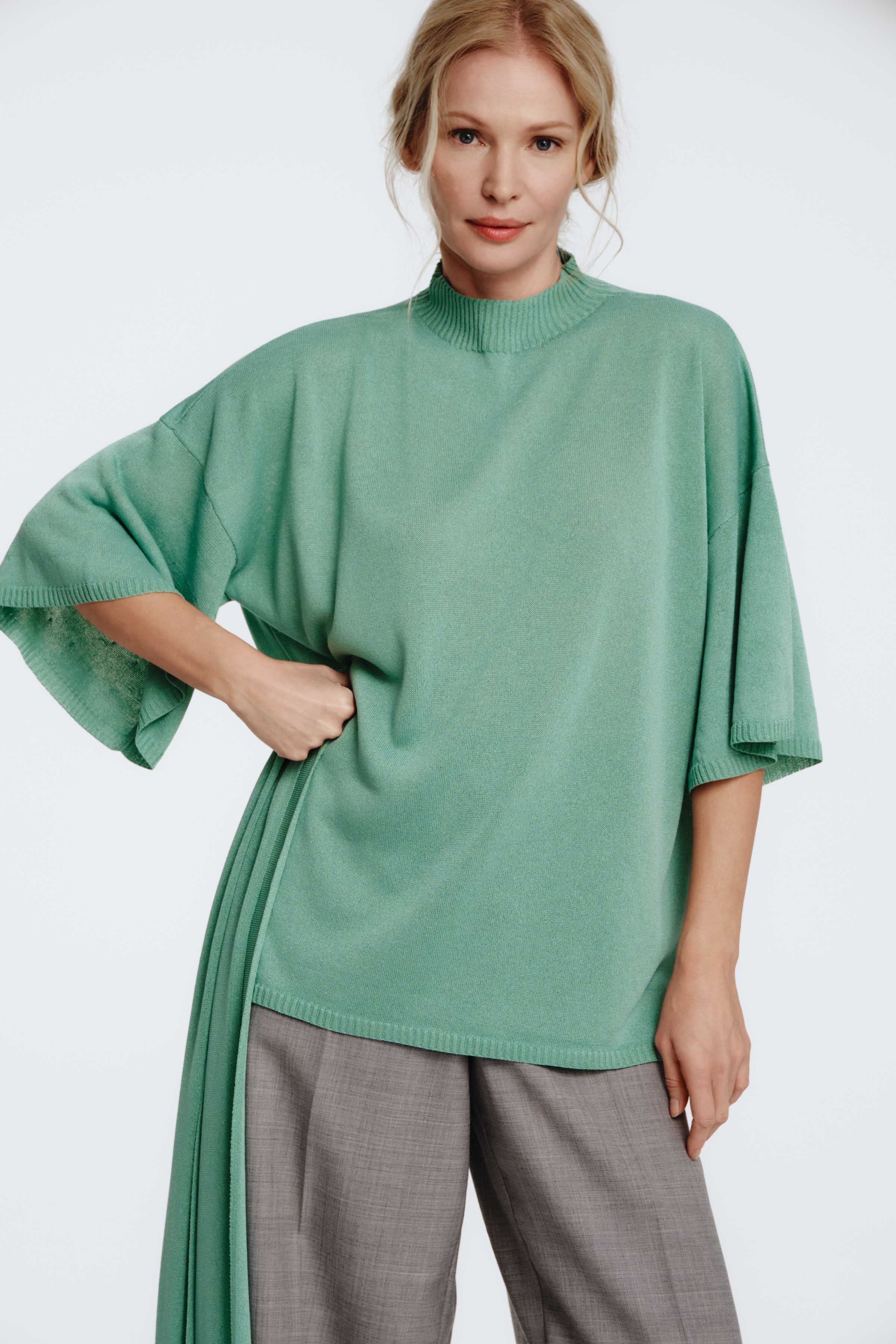 Джемпер с широким рукавом и поясом  от Lesel (Лесель)! Заказывайте по ✆ 8 (800) 777 02 37