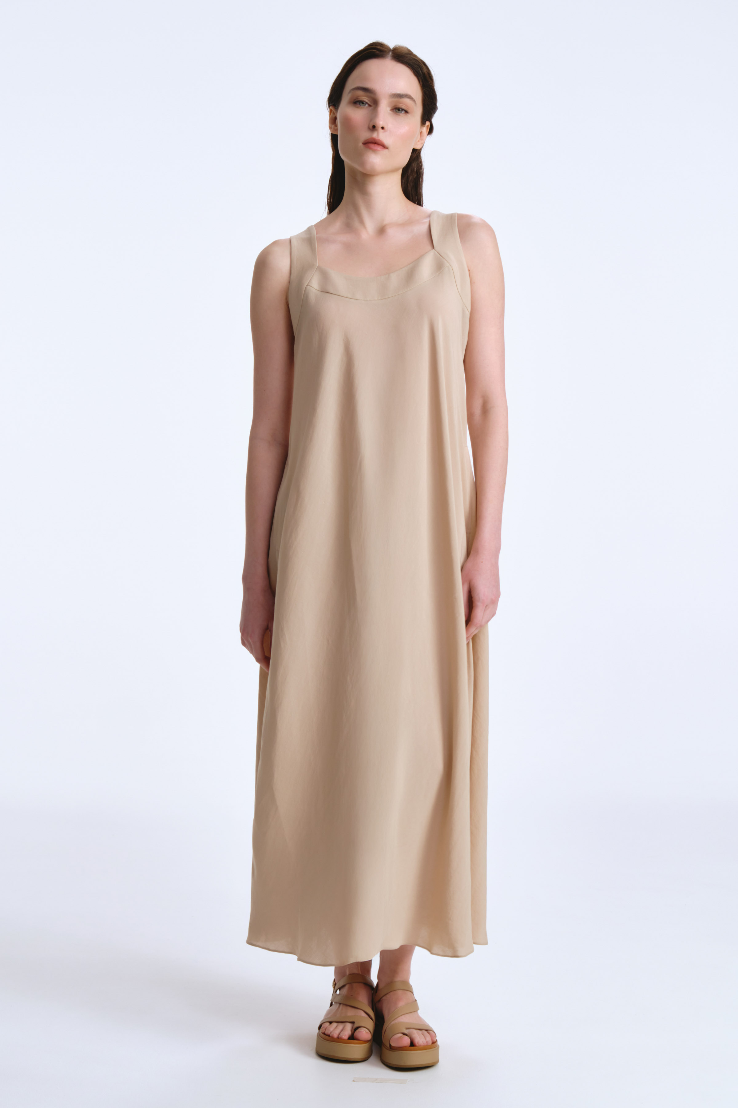 Платье сарафан солнце на широких бретелях