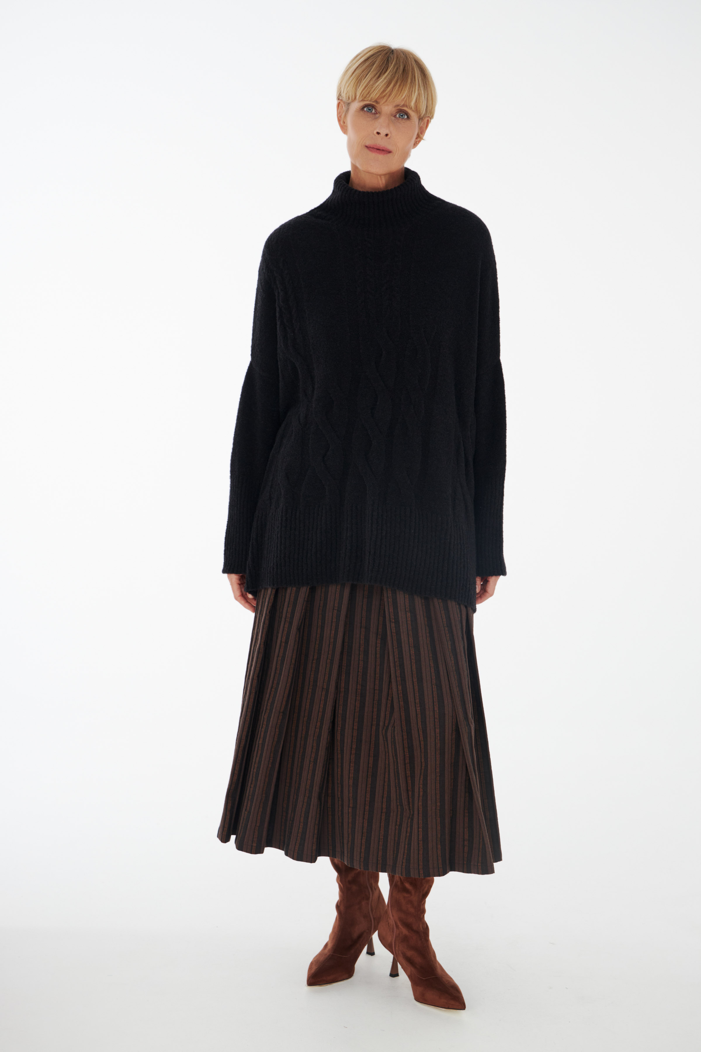 Джемпер Косы  от Lesel (Лесель)! Заказывайте по ✆ 8 (800) 777 02 37