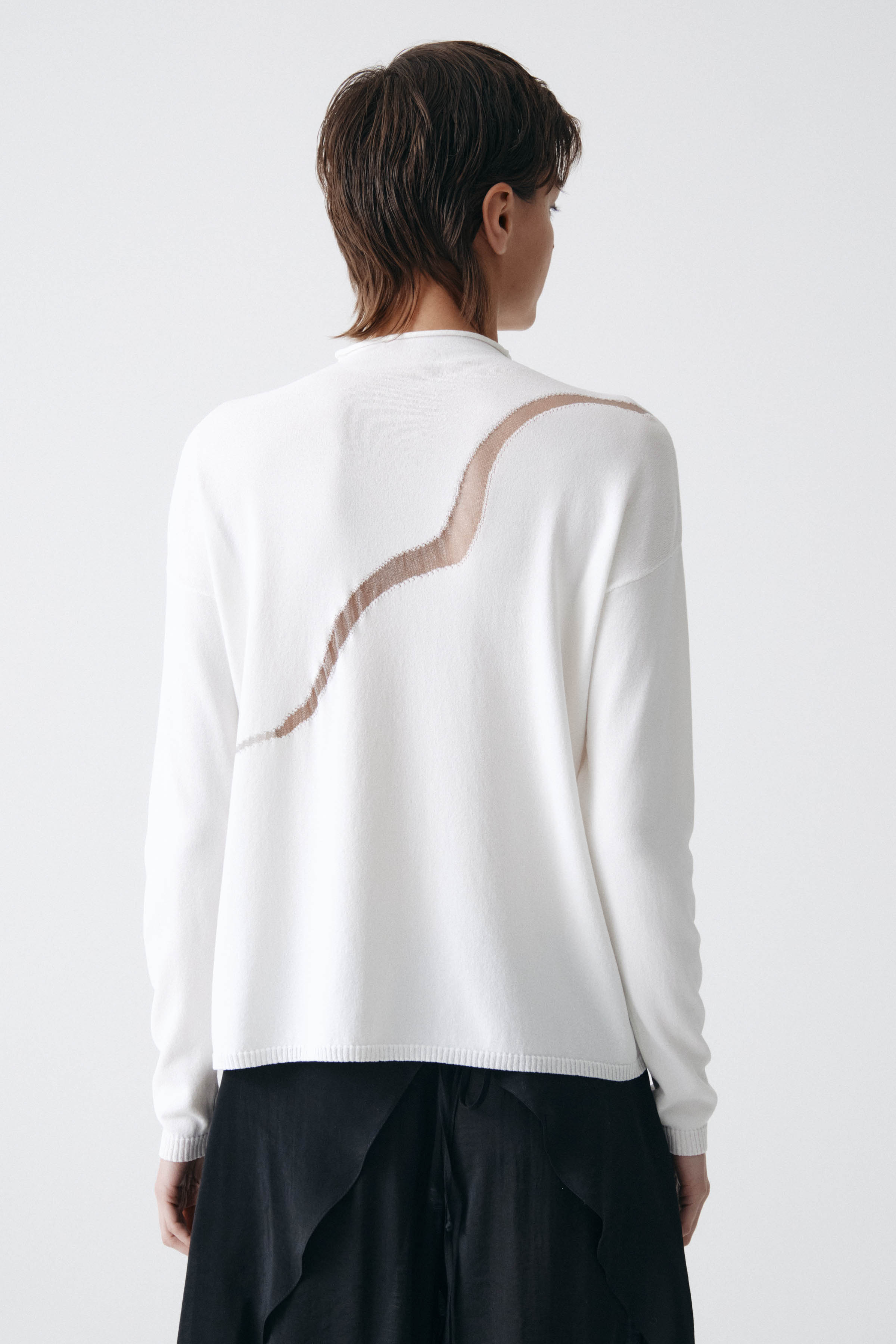 Джемпер водолазка Ломаная линия