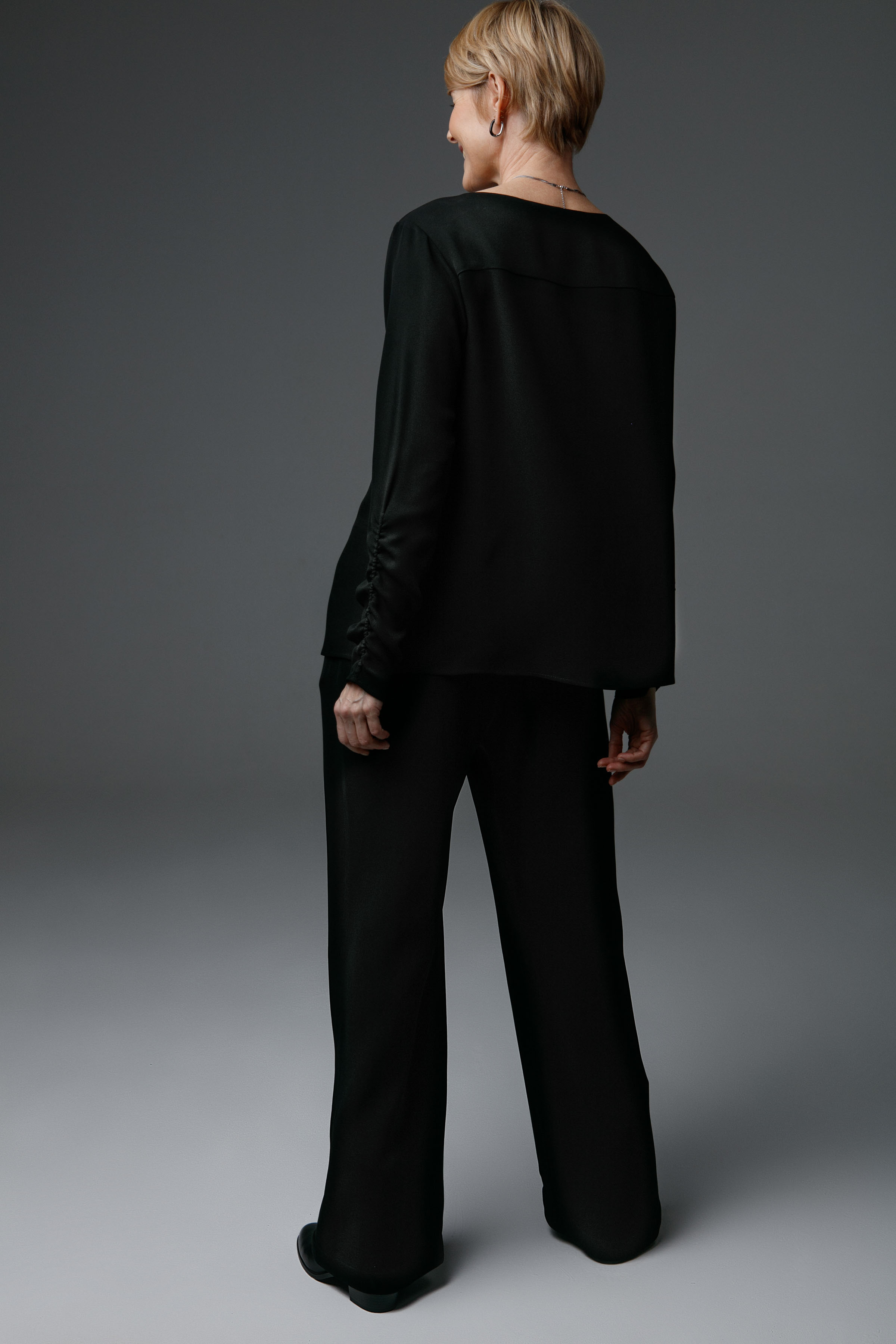 Брюки трубы, вискоза  от Lesel (Лесель)! Заказывайте по ✆ 8 (800) 777 02 37