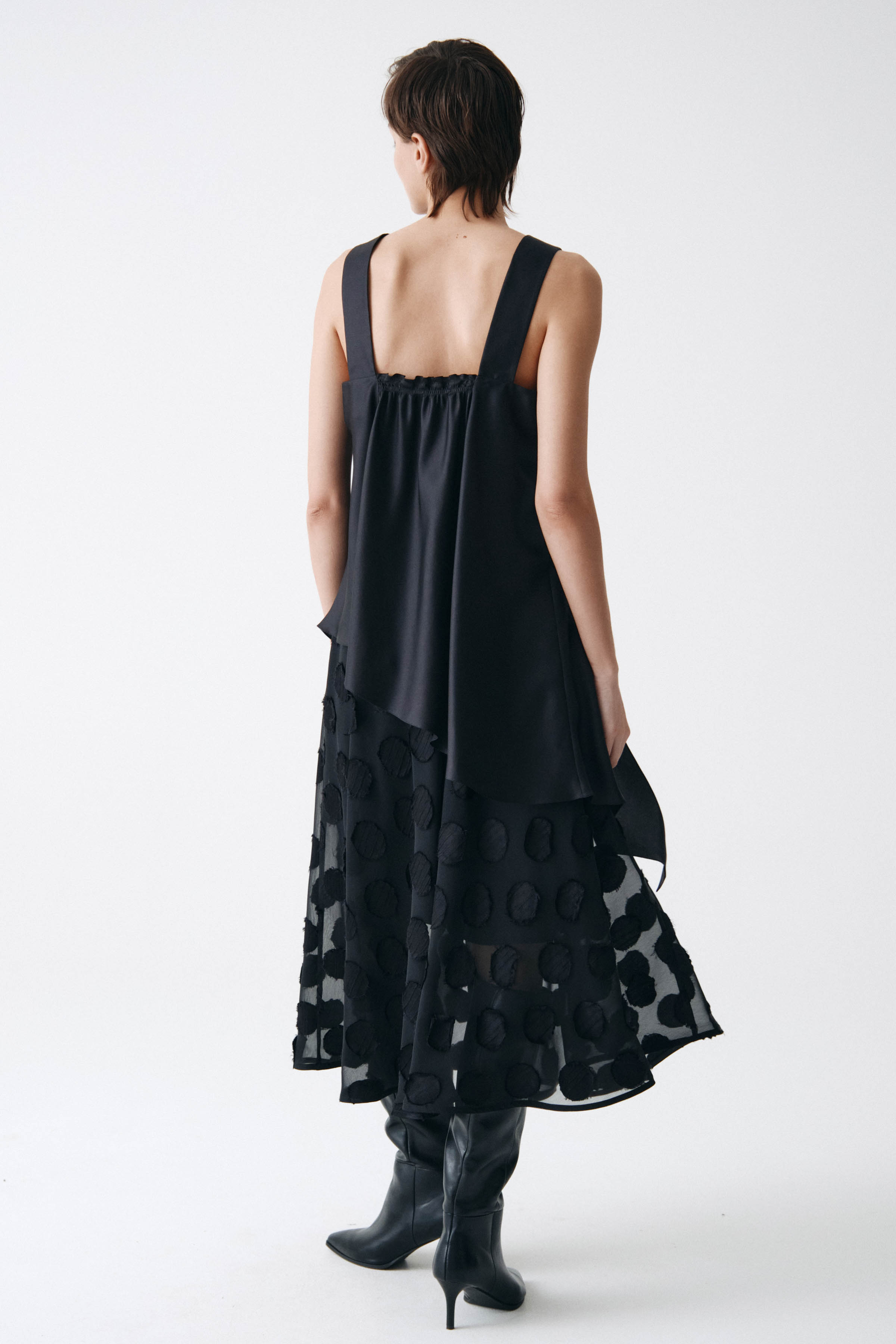 Блуза топ на бретелях асимметричный шелковый  от Lesel (Лесель)! Заказывайте по ✆ 8 (800) 777 02 37