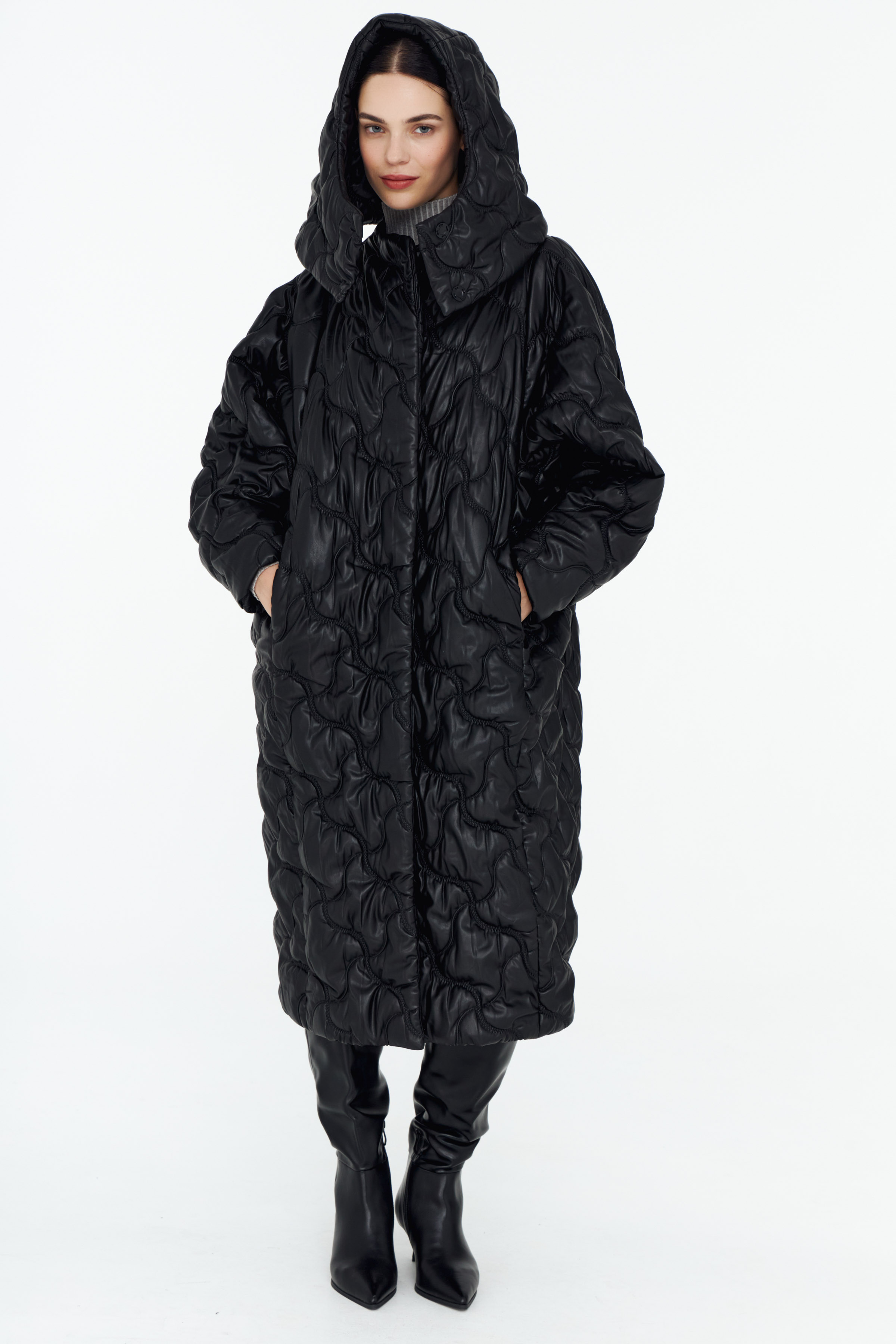 Пальто бомбер удлиненный с капюшоном эко-кожа 00 Черный (noir), 01 Мел (craie) от Lesel (Лесель)! Заказывайте по ✆ 8 (800) 777 02 37