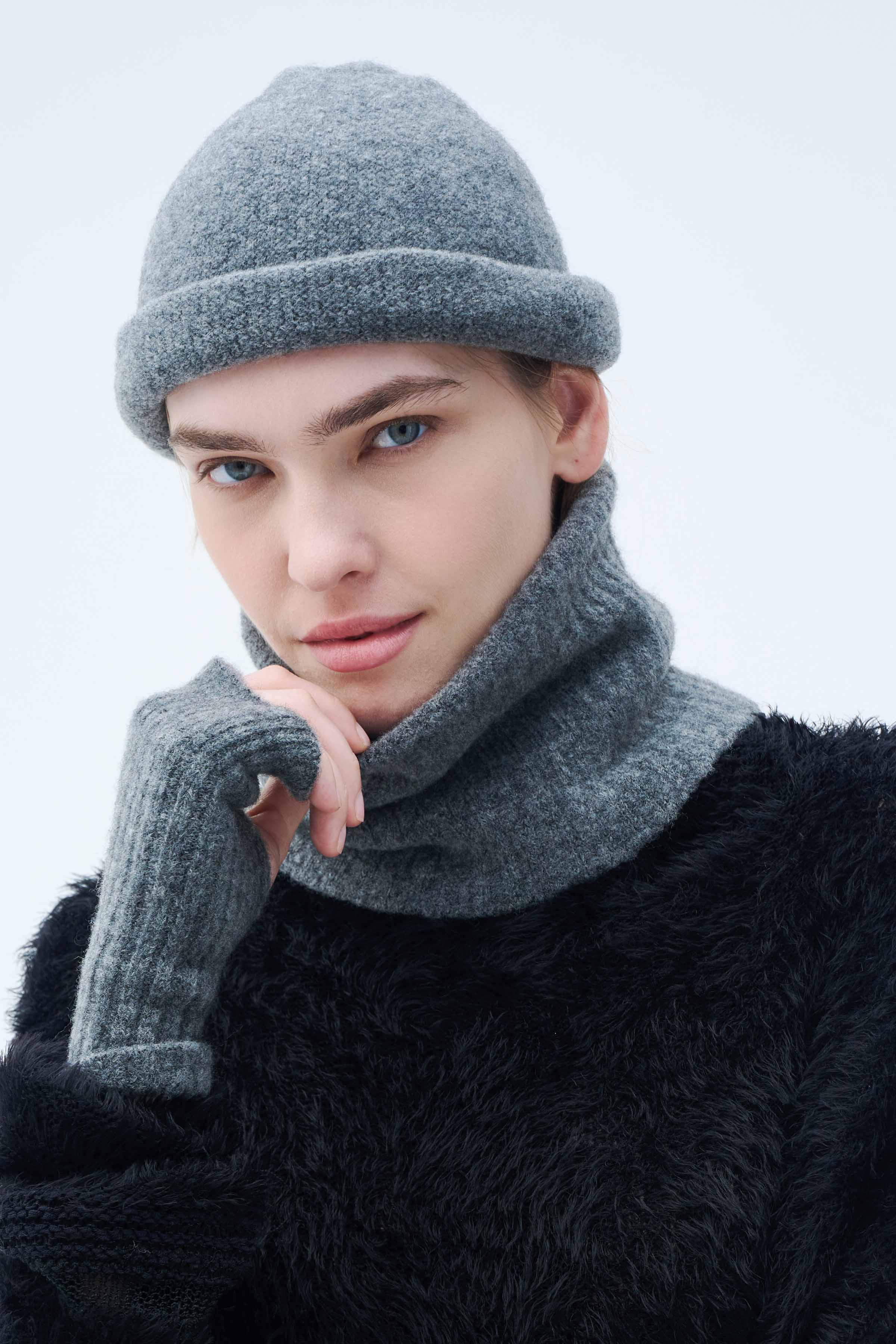 Шапка Овал 15 Серый меланж (melange gris) от Lesel (Лесель)! Заказывайте по ✆ 8 (800) 777 02 37