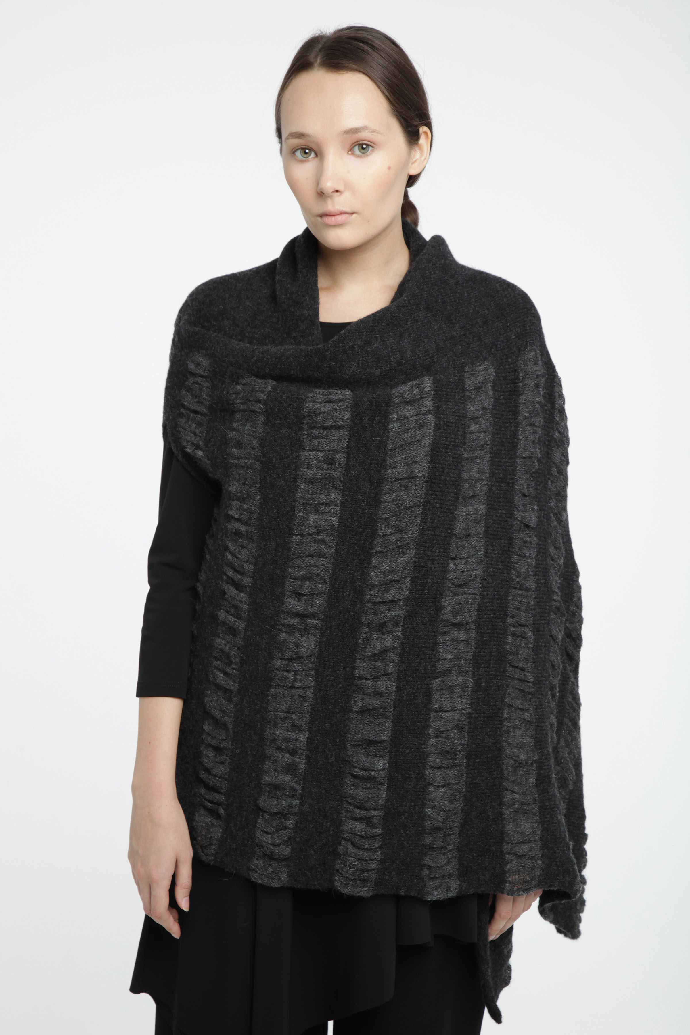 Жилет "Полосы" 11 Антрацит (anthracite), 15 Серый меланж (melange gris) от Lesel (Лесель)! Заказывайте по ✆ 8 (800) 777 02 37