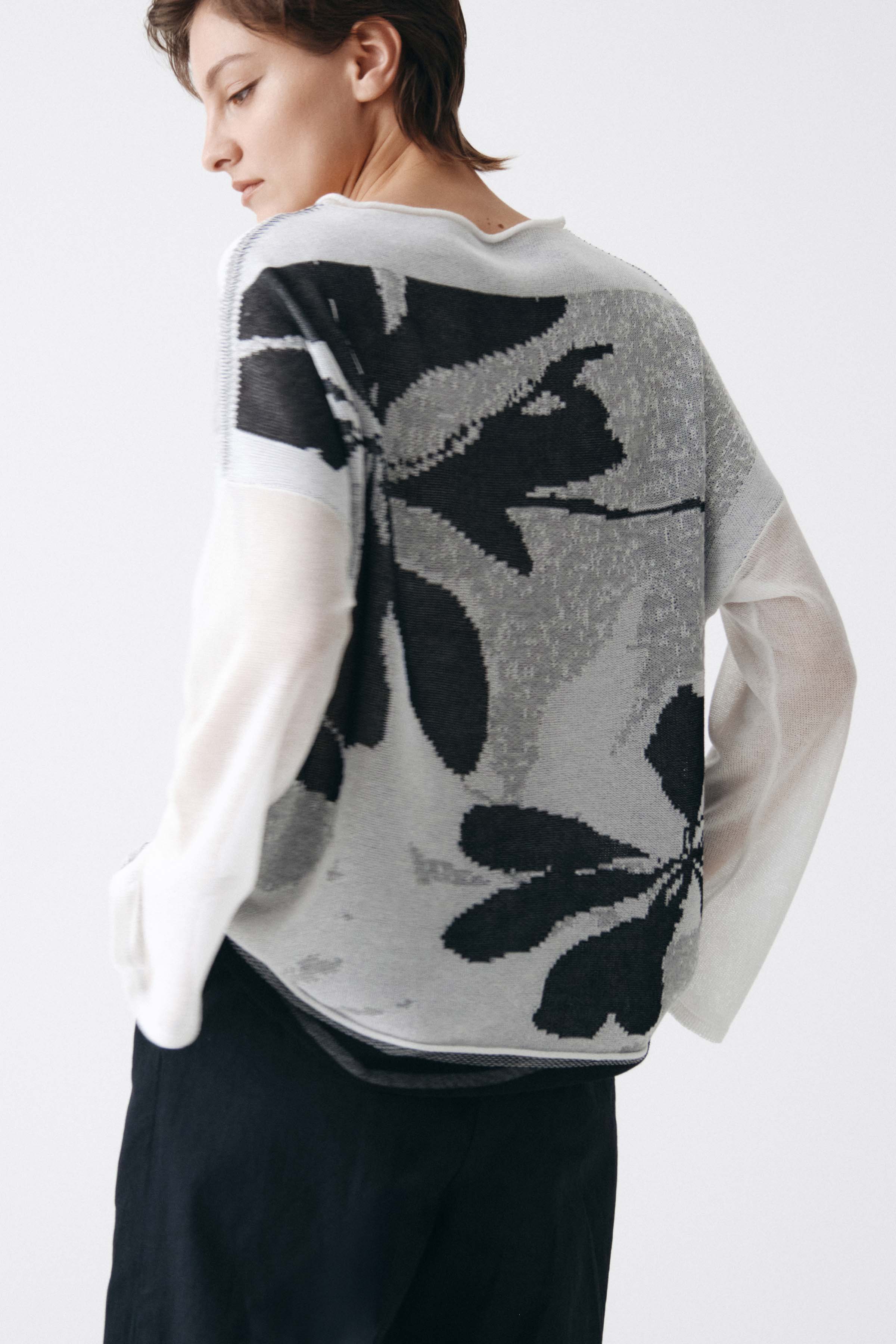 Джемпер с длинным рукавом Трехцветный  от Lesel (Лесель)! Заказывайте по ✆ 8 (800) 777 02 37