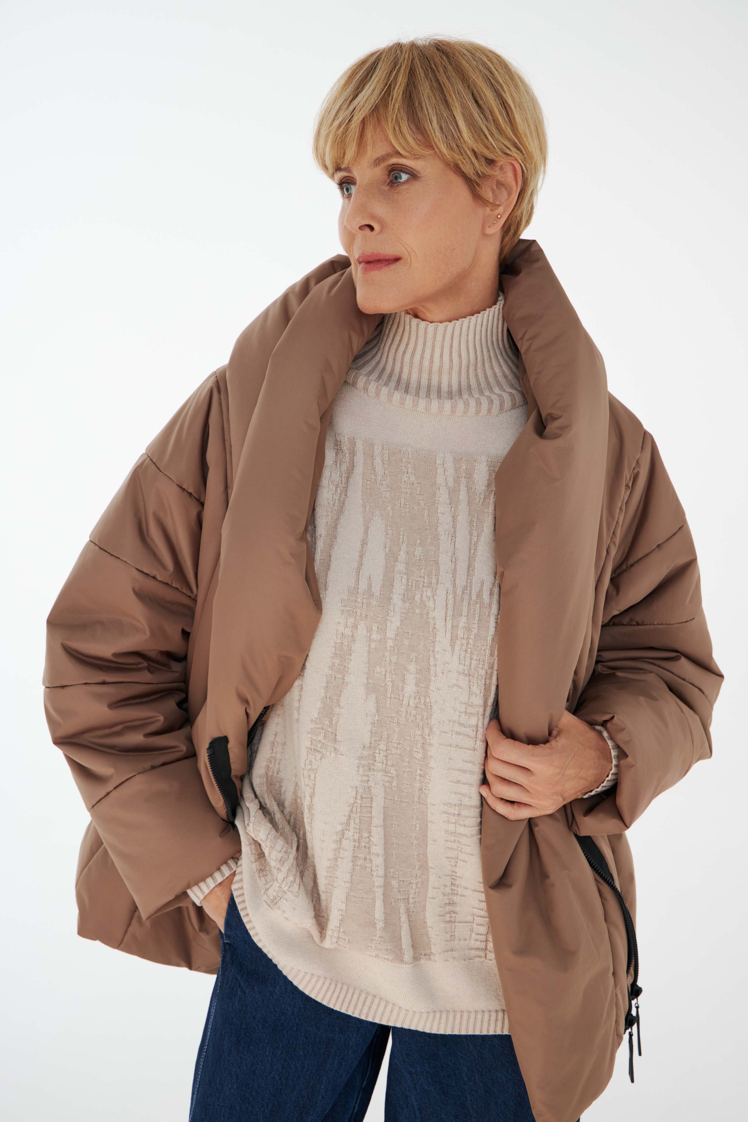 Куртка с диагональными швами 78 Полутень (penombre), 10 Серый (grise), 00 Черный (noir) от Lesel (Лесель)! Заказывайте по ✆ 8 (800) 777 02 37