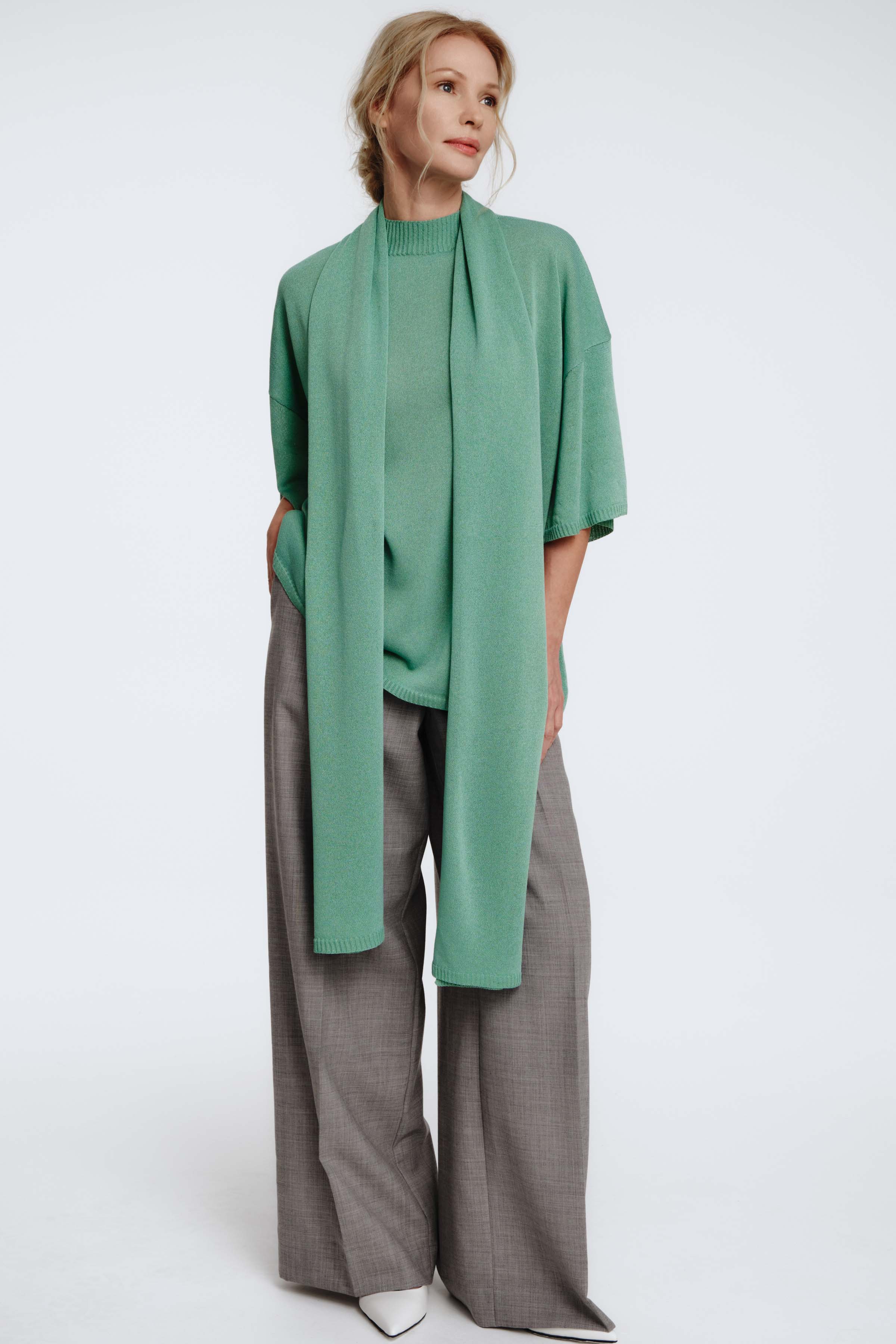 Джемпер с широким рукавом и поясом  от Lesel (Лесель)! Заказывайте по ✆ 8 (800) 777 02 37