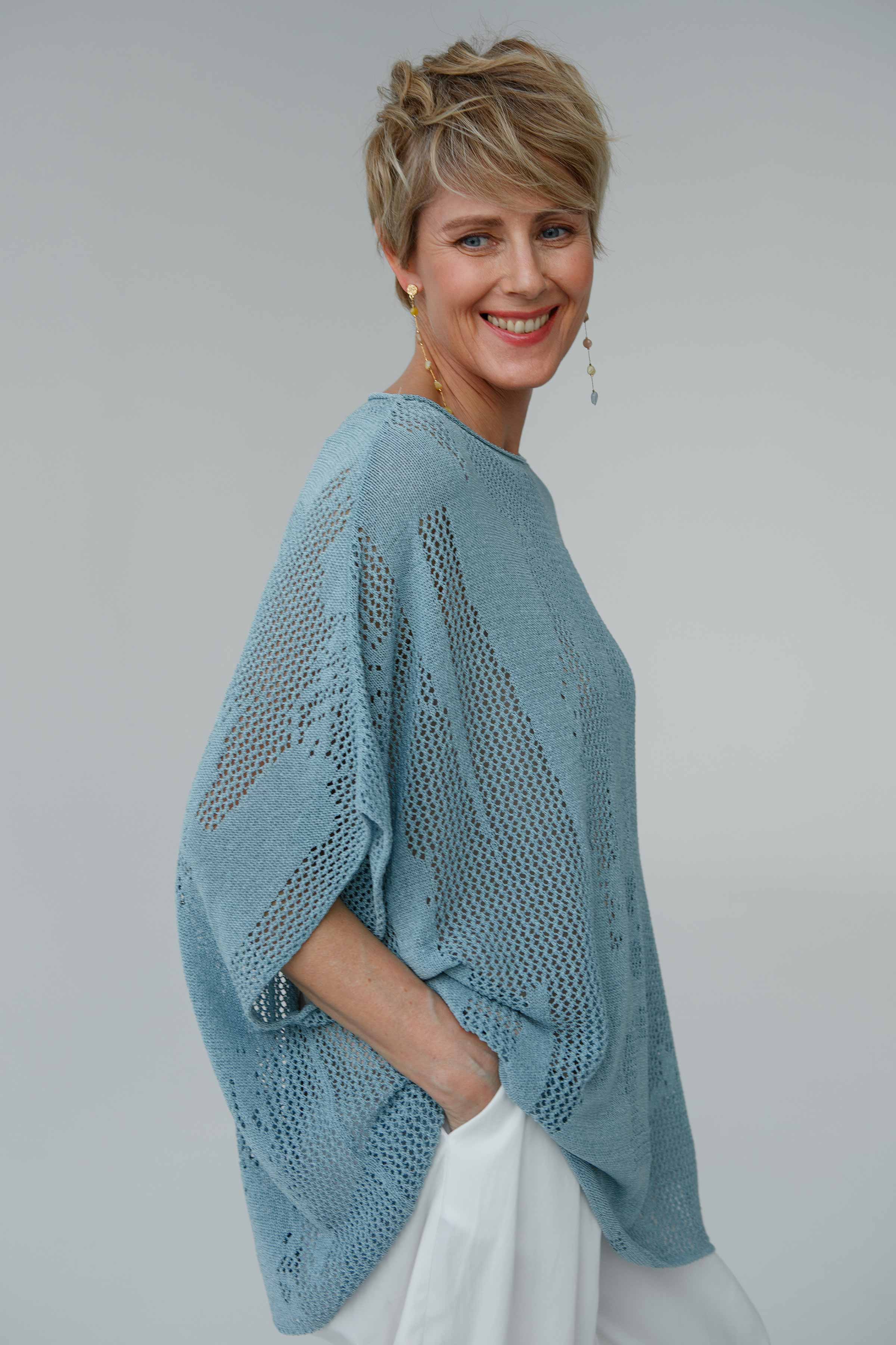 Туника Шрифты 39 Светло- джинсовый (denim bleu clair)  от Lesel (Лесель)! Заказывайте по ✆ 8 (800) 777 02 37