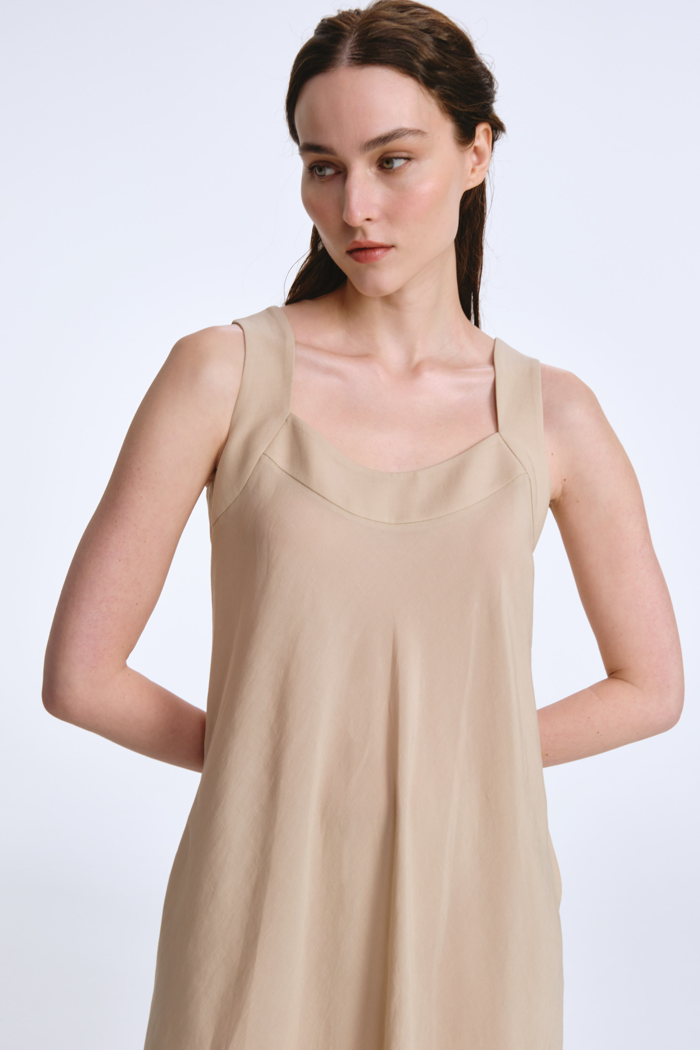 Платье сарафан солнце на широких бретелях