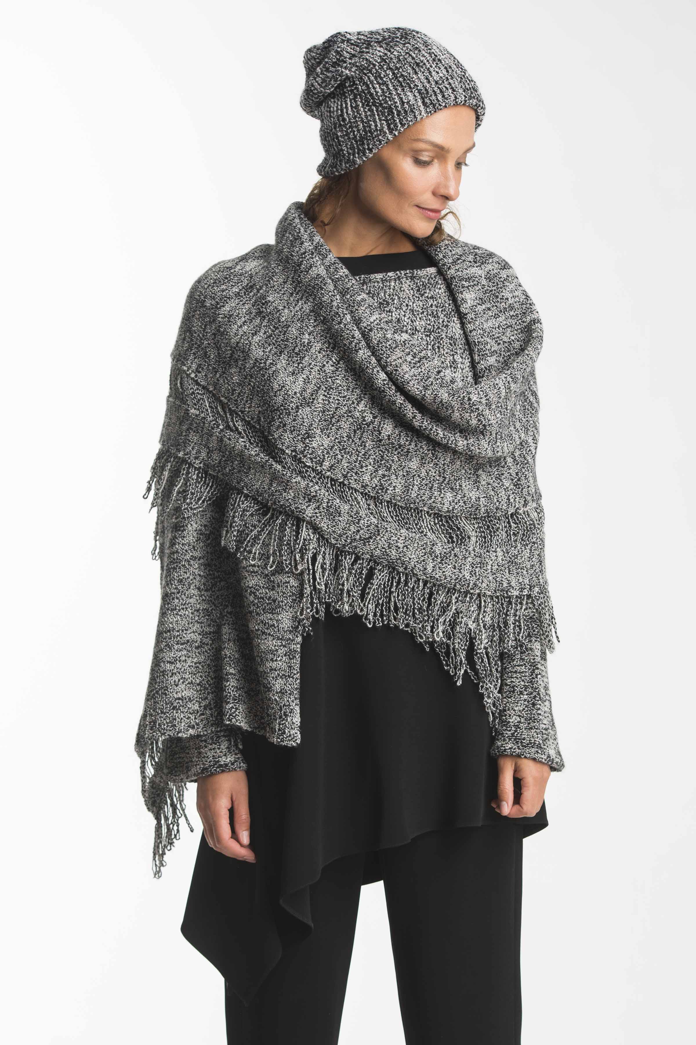 Шарф с бахромой "Рогожка" 24 Шафран (safran), 16 Черный меланж (melange noir) от Lesel (Лесель)! Заказывайте по ✆ 8 (800) 777 02 37