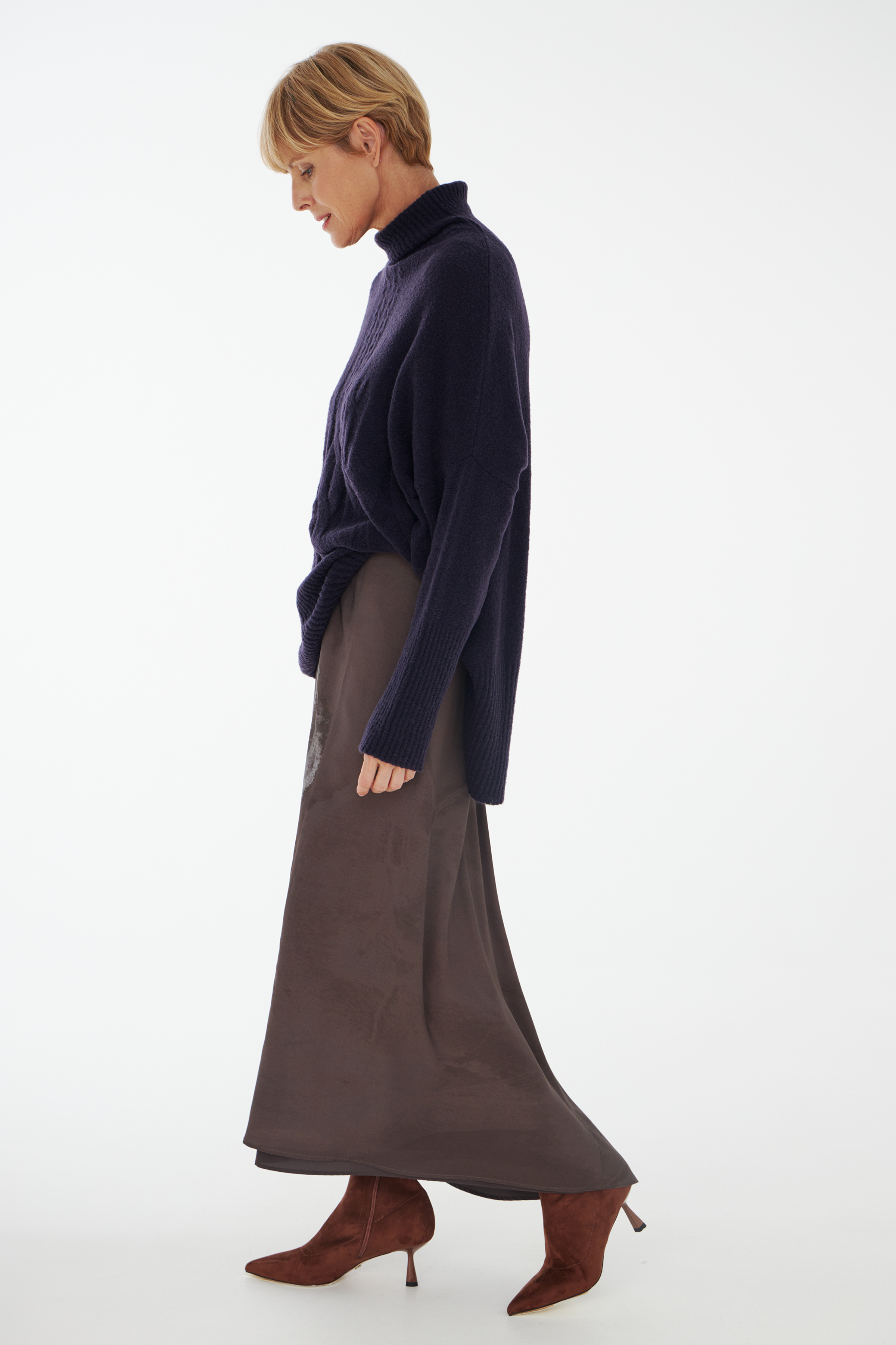 Юбка Цветок, длинная со шлейфом 78 Полутень (penombre) от Lesel (Лесель)! Заказывайте по ✆ 8 (800) 777 02 37