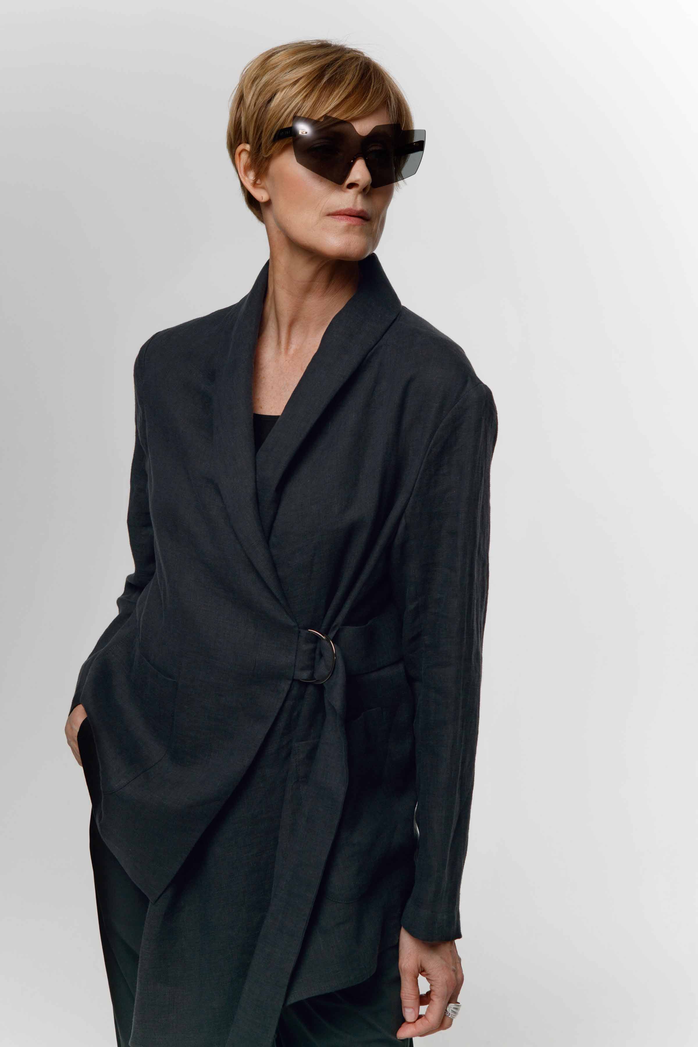 Жакет с драпировкой, мягкий лён 63 Ментол (menthol), 00 Черный (noir) от Lesel (Лесель)! Заказывайте по ✆ 8 (800) 777 02 37