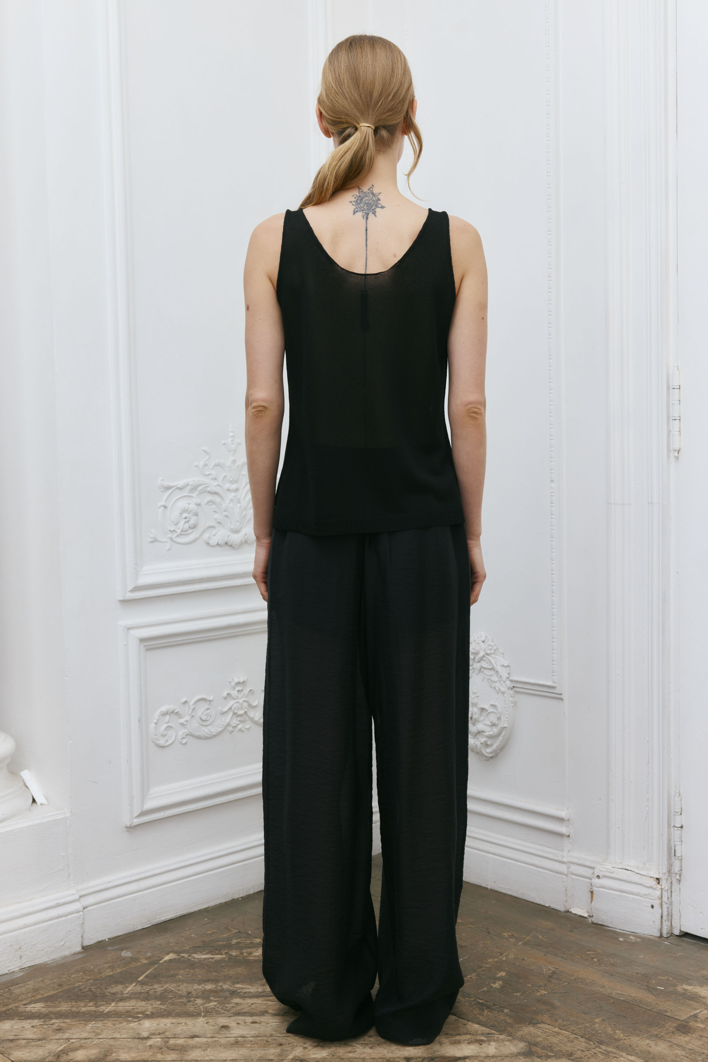 Топ база 00 Черный (noir) от Lesel (Лесель)! Заказывайте по ✆ 8 (800) 777 02 37