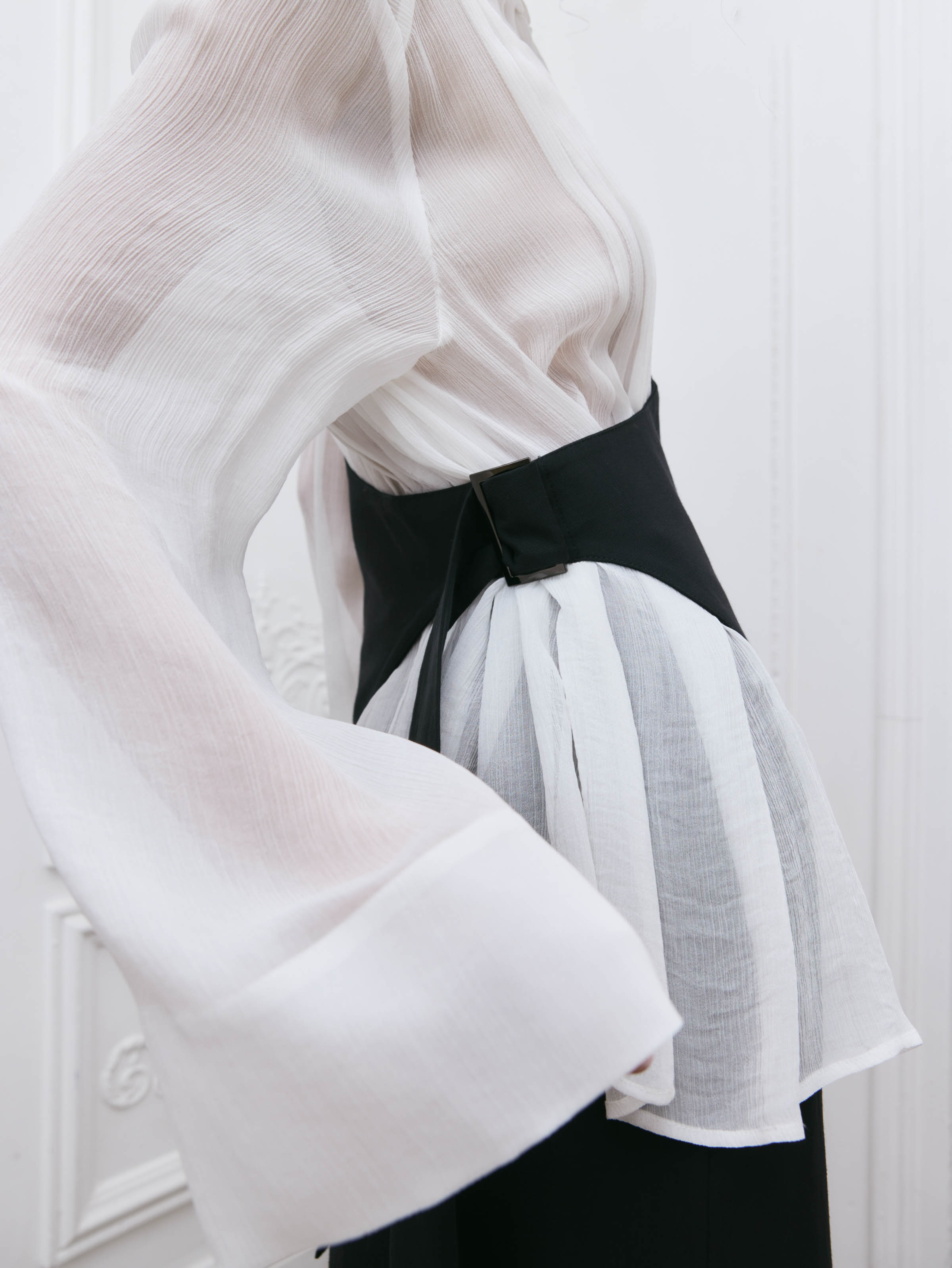 Жилет-корсет 00 Черный (noir) от Lesel (Лесель)! Заказывайте по ✆ 8 (800) 777 02 37