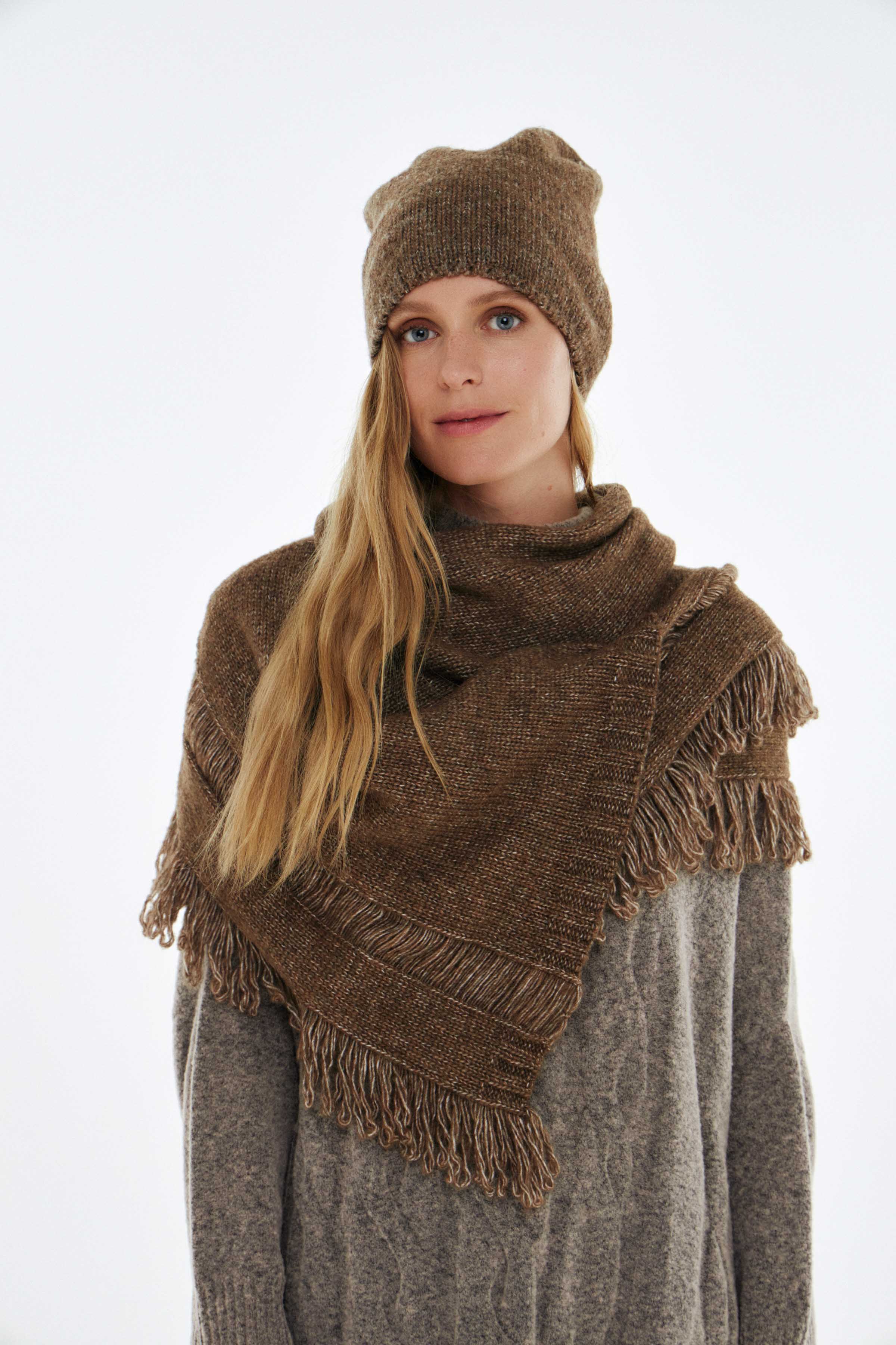 Шарф с бахромой 71 Мокко меланж (melange mocco) от Lesel (Лесель)! Заказывайте по ✆ 8 (800) 777 02 37