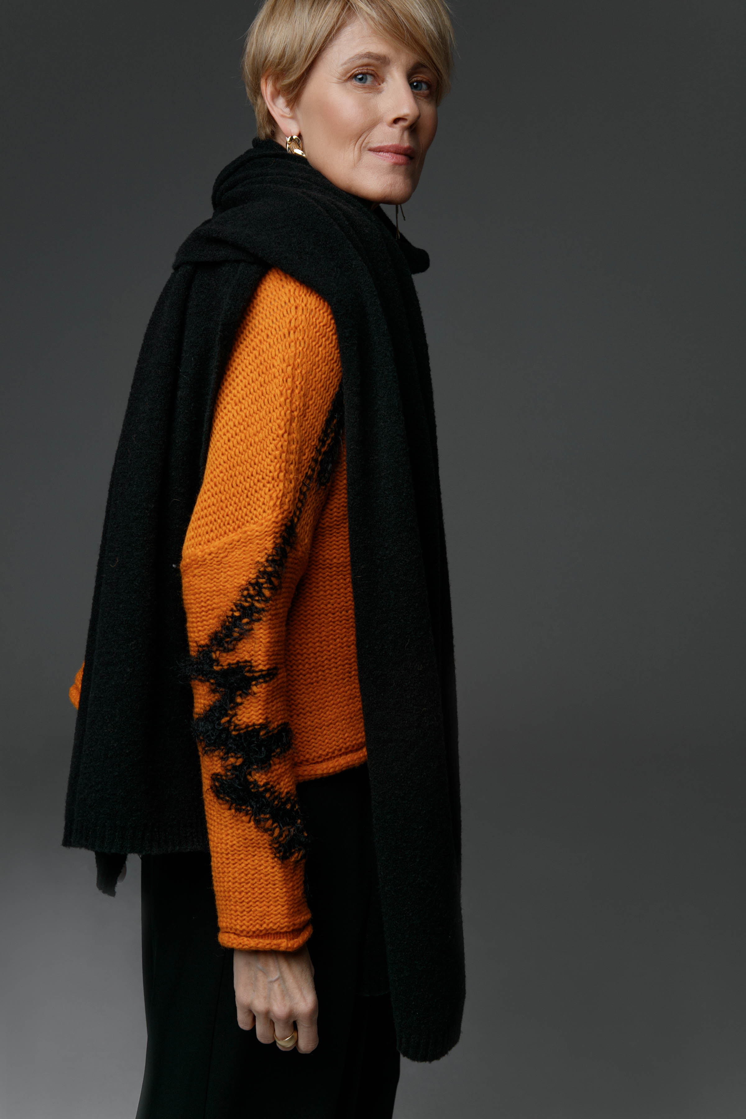 Палантин Однотон 00 Черный (noir) от Lesel (Лесель)! Заказывайте по ✆ 8 (800) 777 02 37