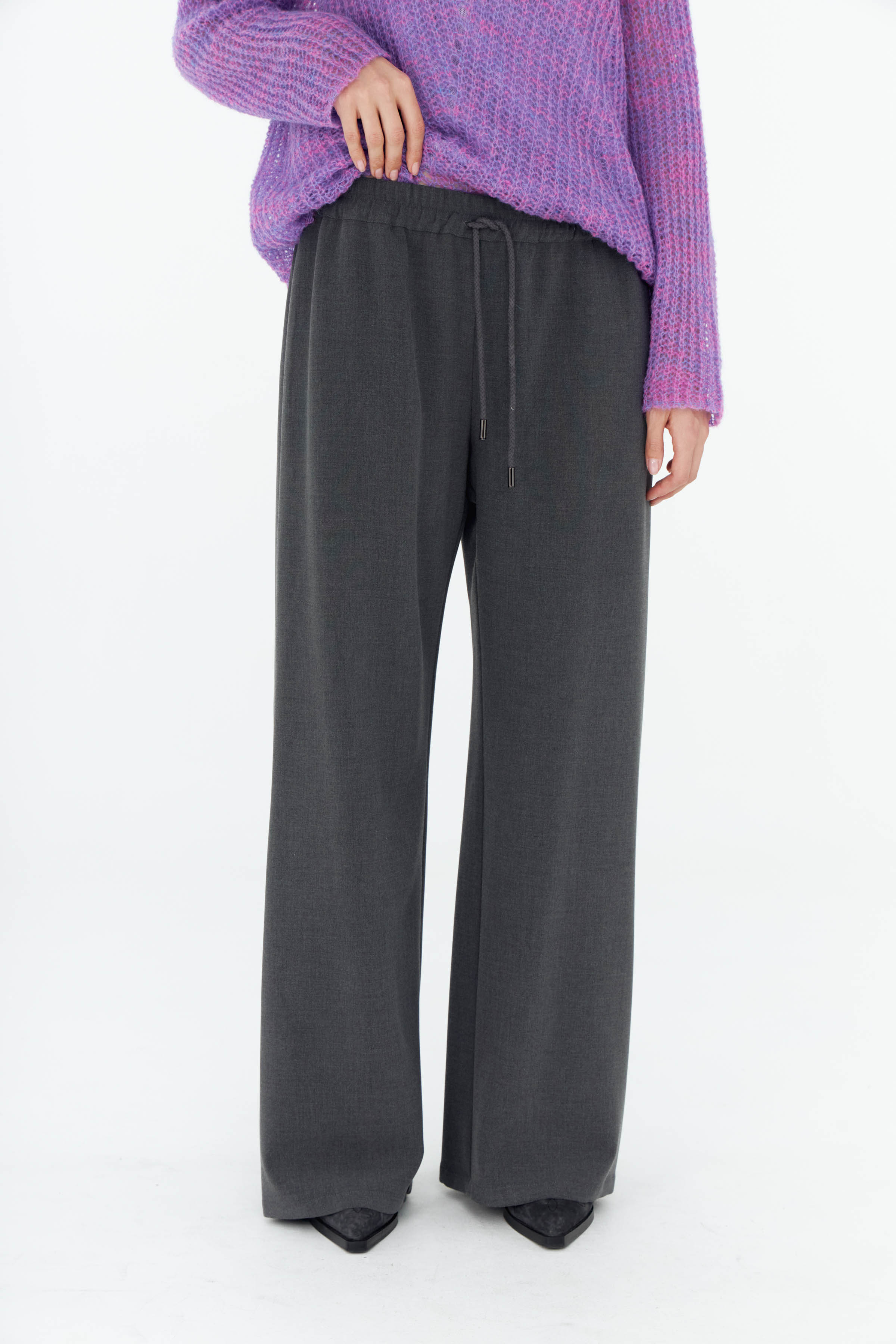 Брюки широкие гладкие на резинке  от Lesel (Лесель)! Заказывайте по ✆ 8 (800) 777 02 37