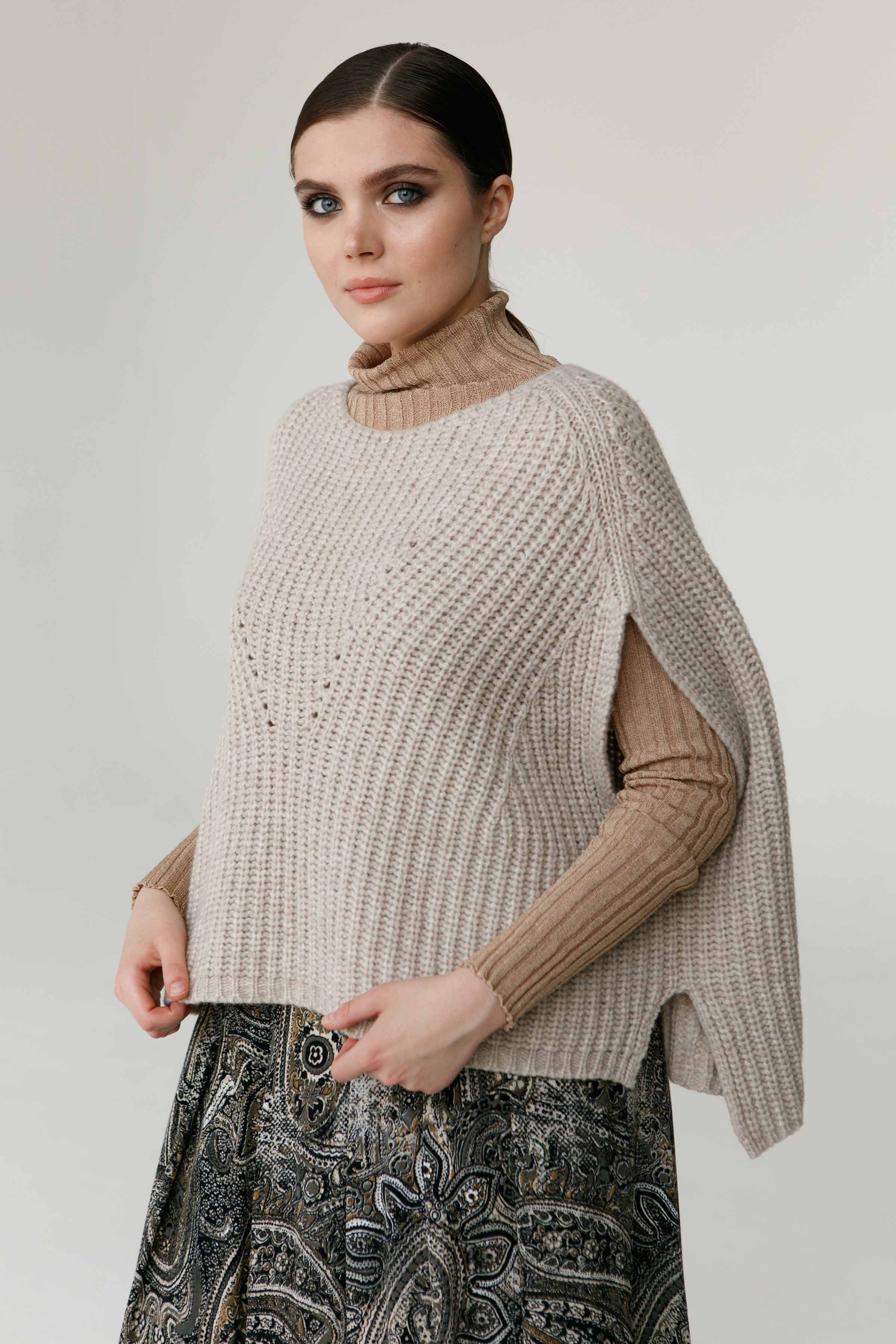 Жилет Полуфанг Нежный 09 Беж-меланж (melange beige) от Lesel (Лесель)! Заказывайте по ✆ 8 (800) 777 02 37