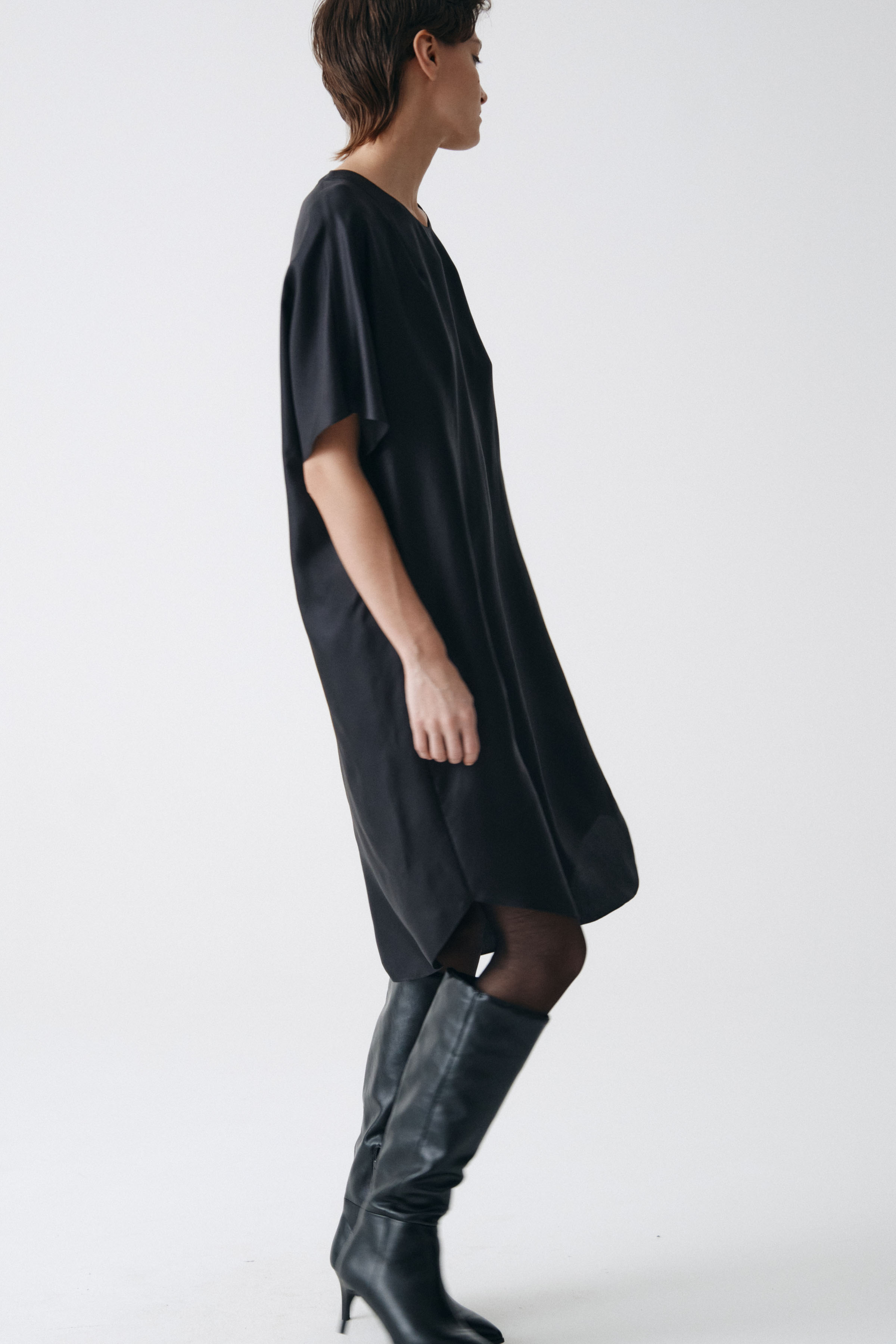 Платье шелковое, база