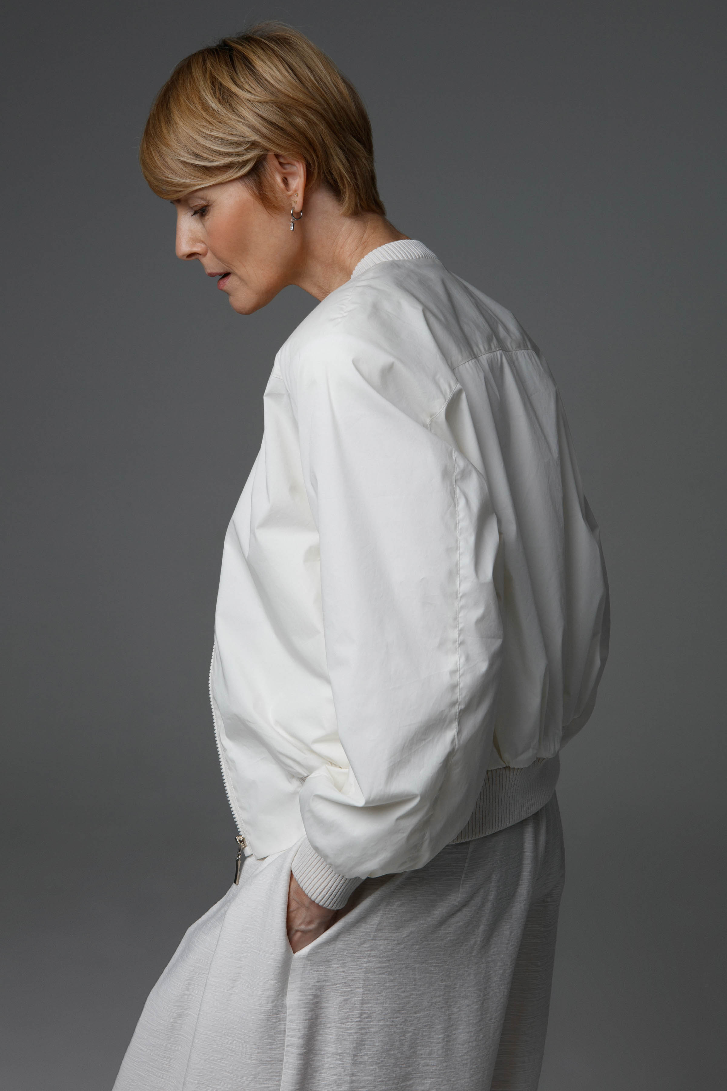 Куртка бомбер короткий, на подкладке 03 Кварц (quartz), 66 Ярко-зеленый (verf clair) от Lesel (Лесель)! Заказывайте по ✆ 8 (800) 777 02 37