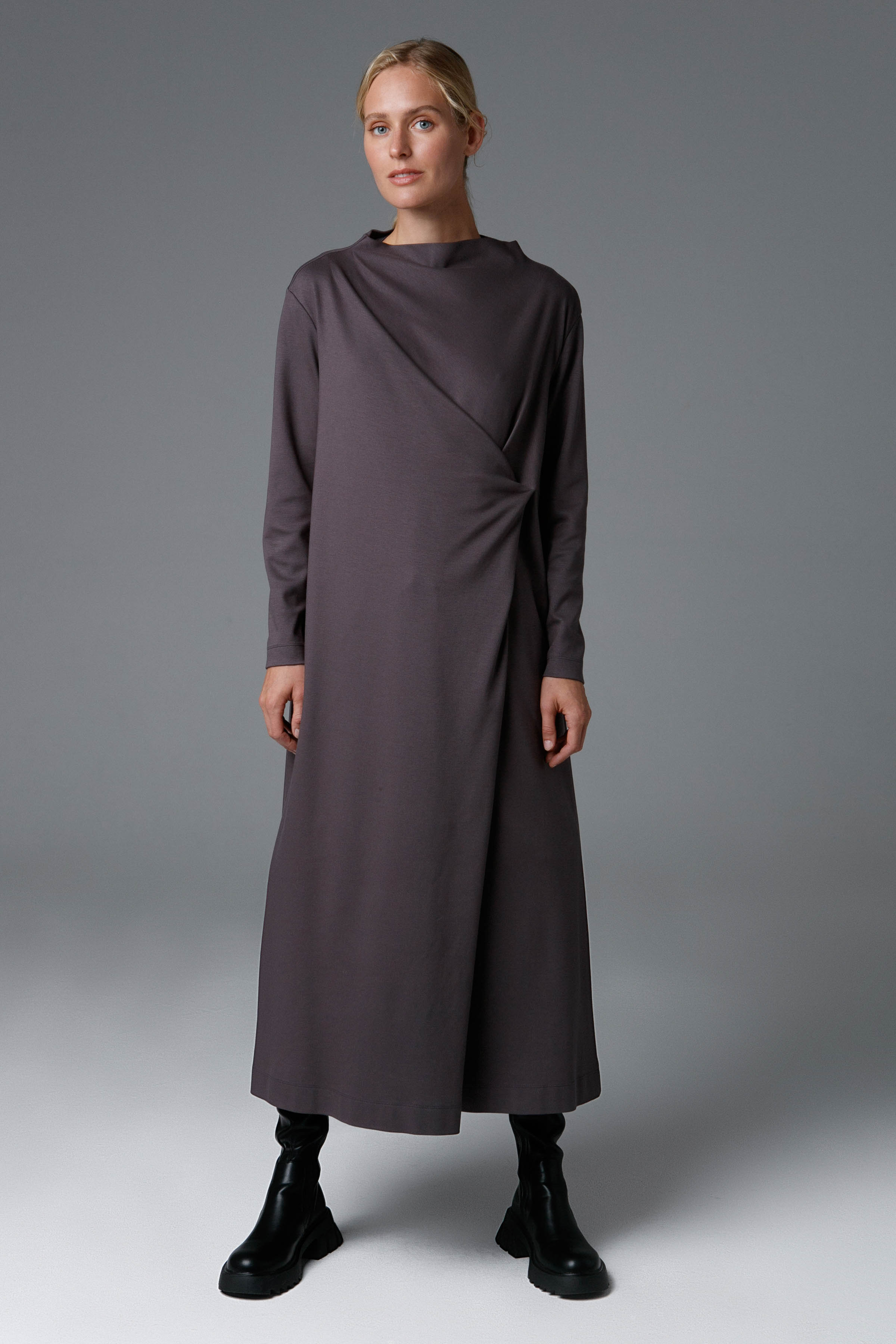 Платье драпировка, джерси 10 Серый (grise) от Lesel (Лесель)! Заказывайте по ✆ 8 (800) 777 02 37
