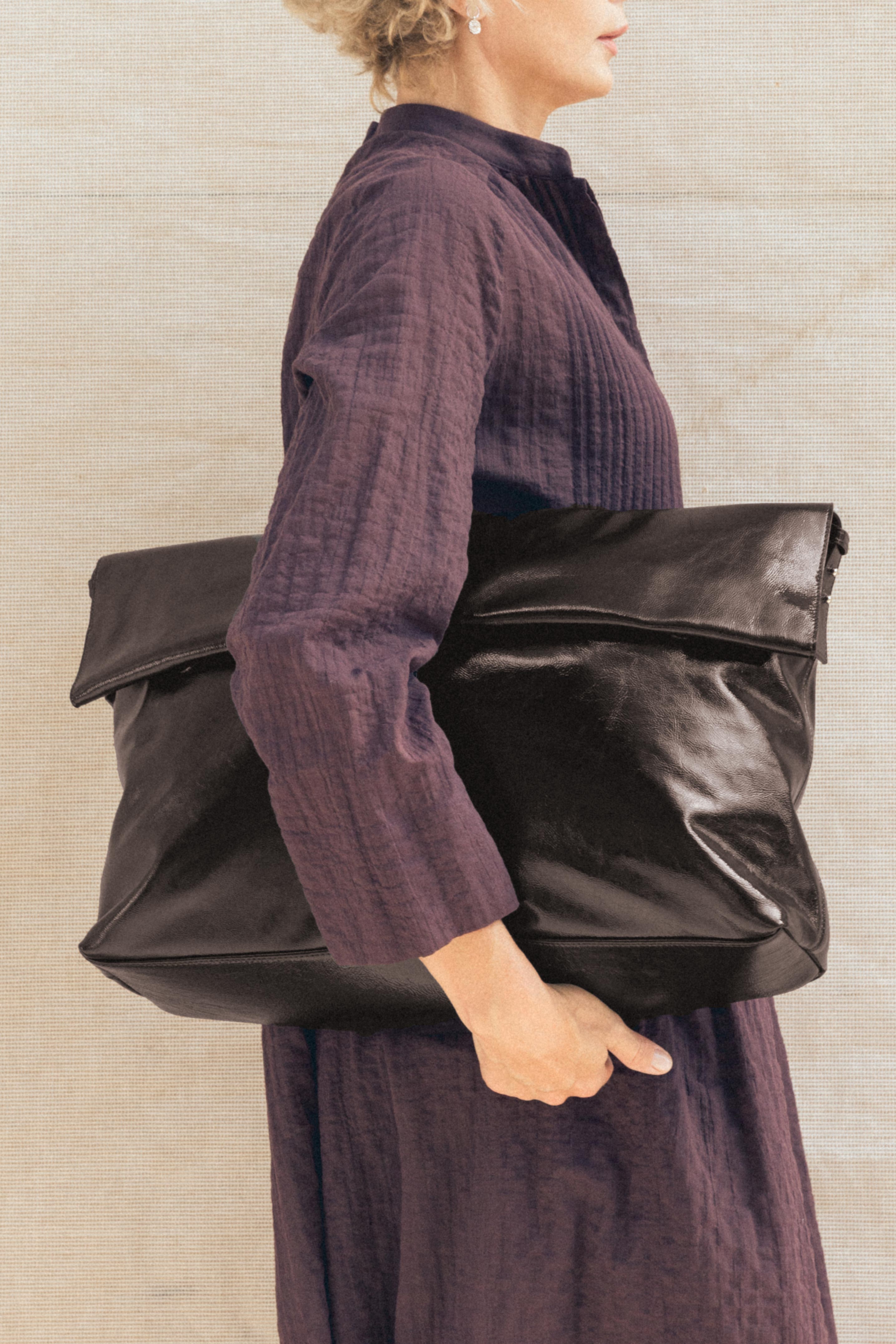 Сумка Doroty лак maxi 70 Мокко (mocco) от Lesel (Лесель)! Заказывайте по ✆ 8 (800) 777 02 37