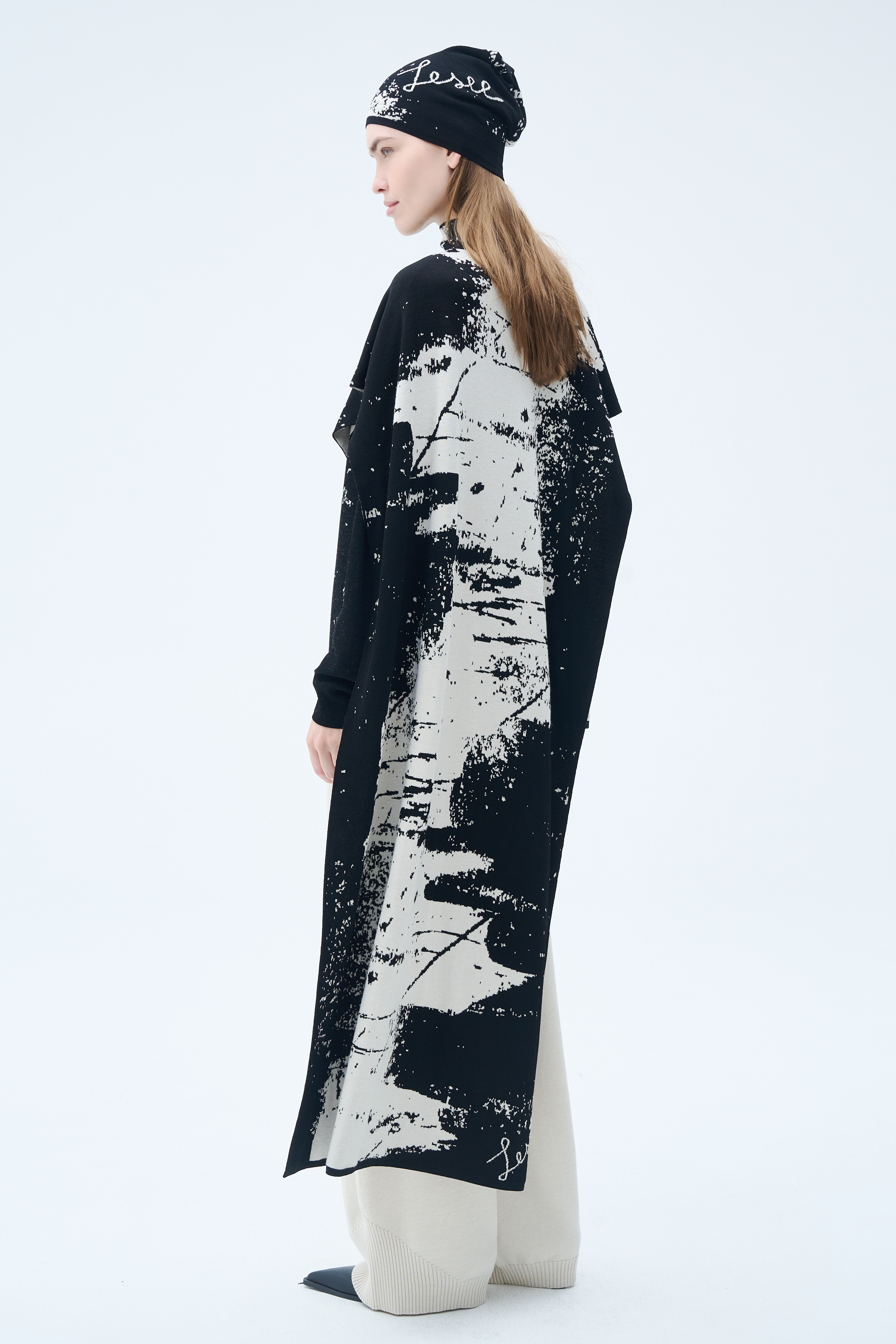 Палантин Инь-Ян 00 Черный (noir) от Lesel (Лесель)! Заказывайте по ✆ 8 (800) 777 02 37