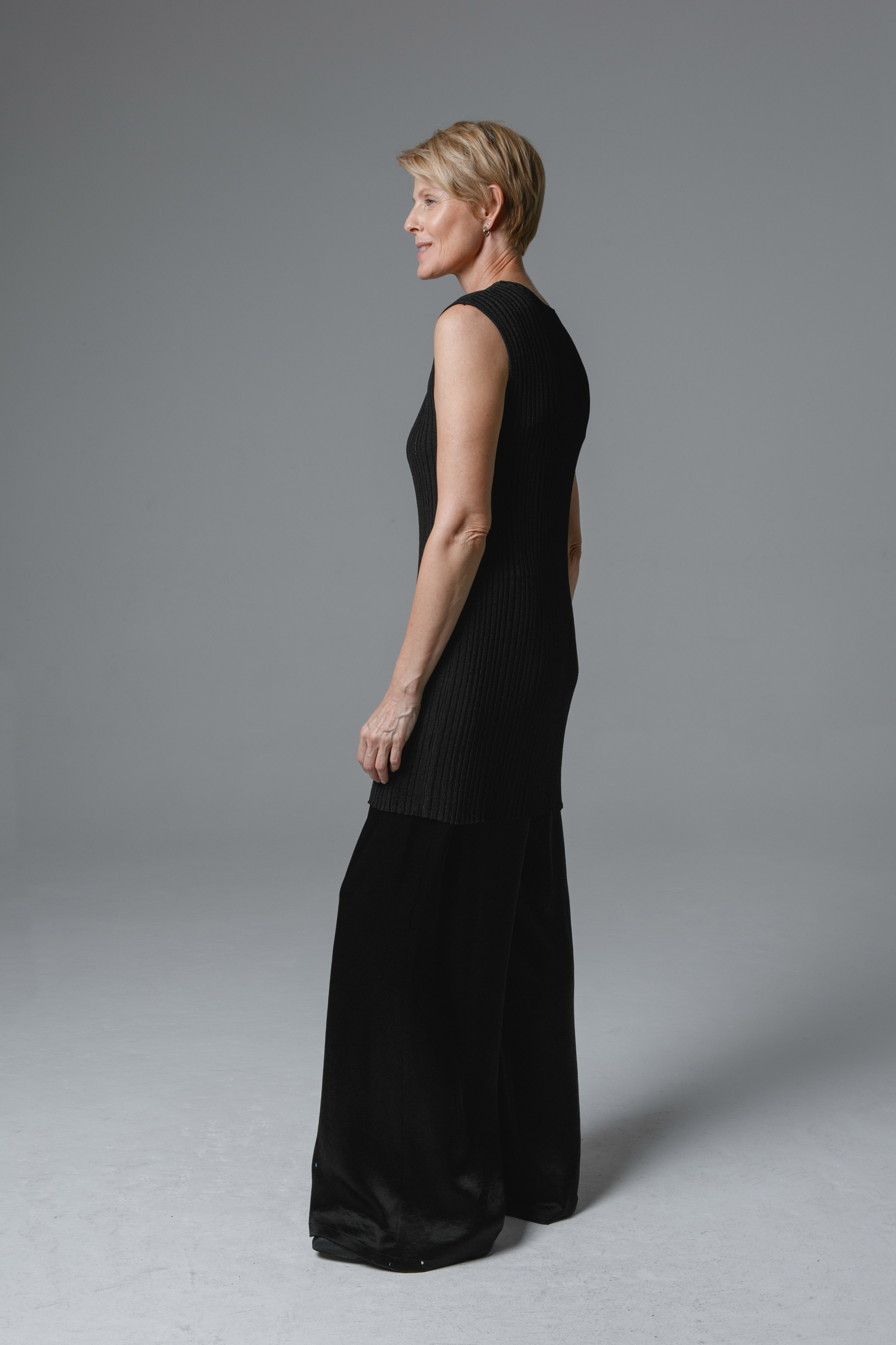 Платье Ластичное 00 Черный (noir) от Lesel (Лесель)! Заказывайте по ✆ 8 (800) 777 02 37