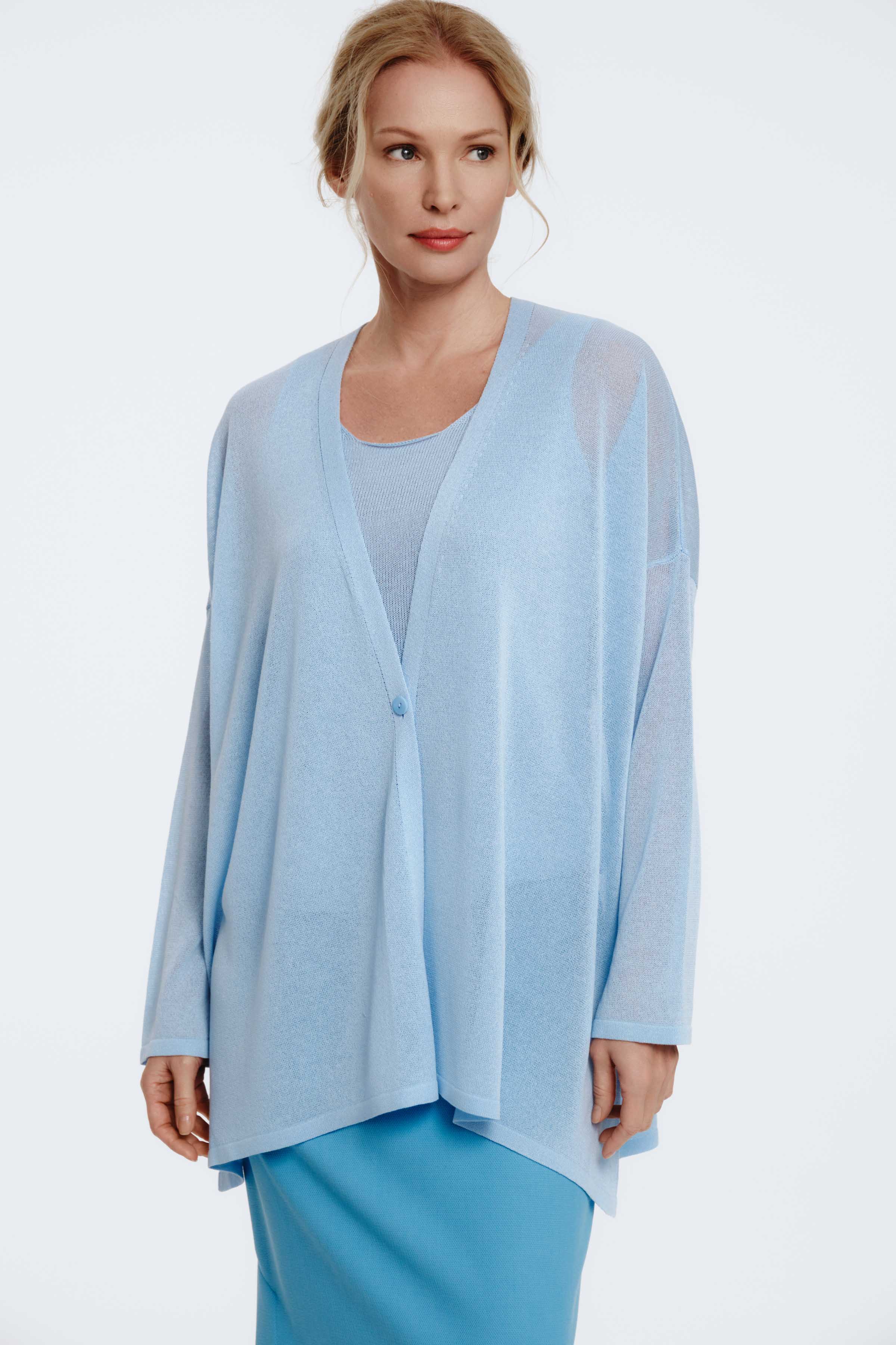 Кардиган Цветок с бутоном 34 Голубой лед (glace bleue) от Lesel (Лесель)! Заказывайте по ✆ 8 (800) 777 02 37