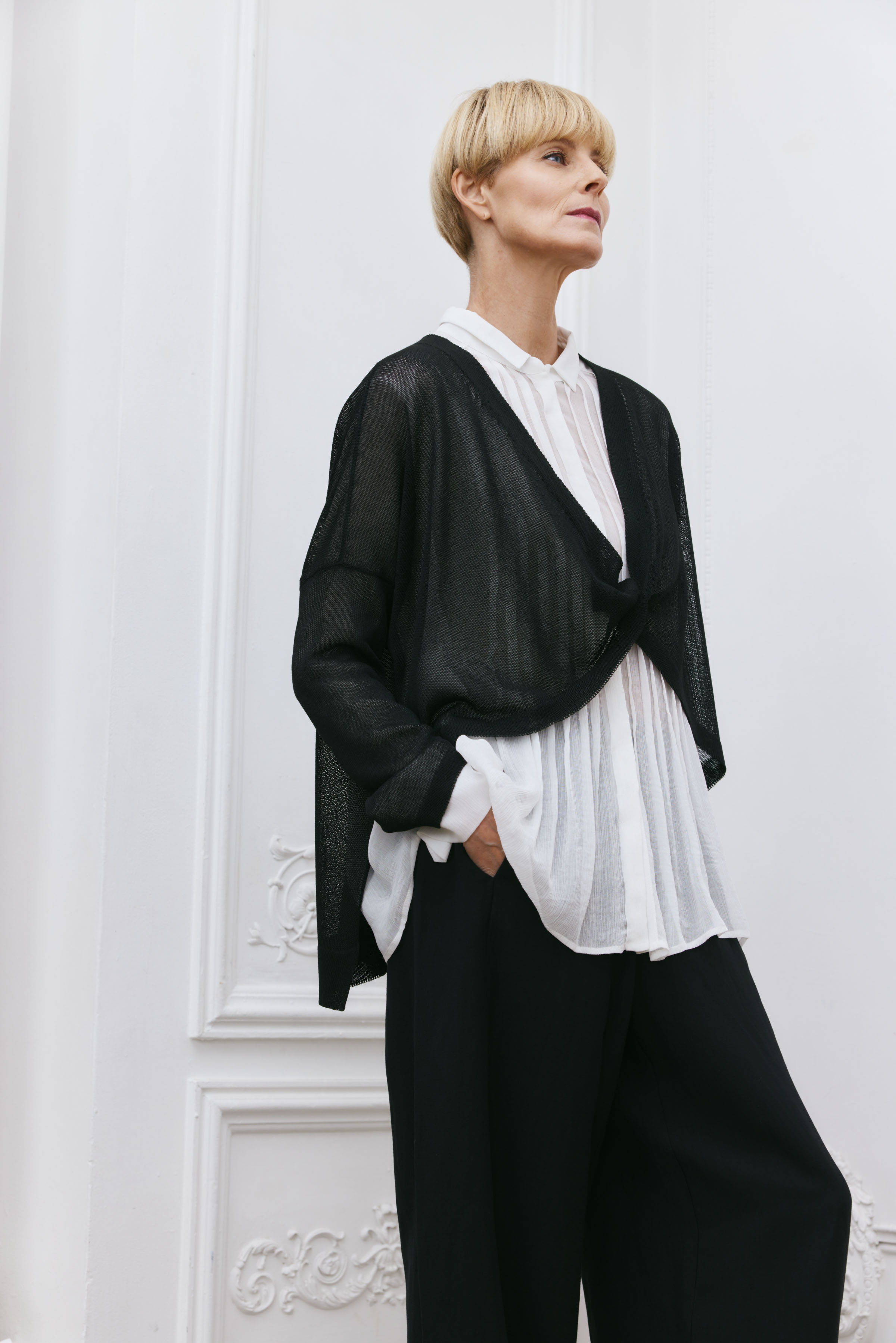 Джемпер Перекрут  от Lesel (Лесель)! Заказывайте по ✆ 8 (800) 777 02 37