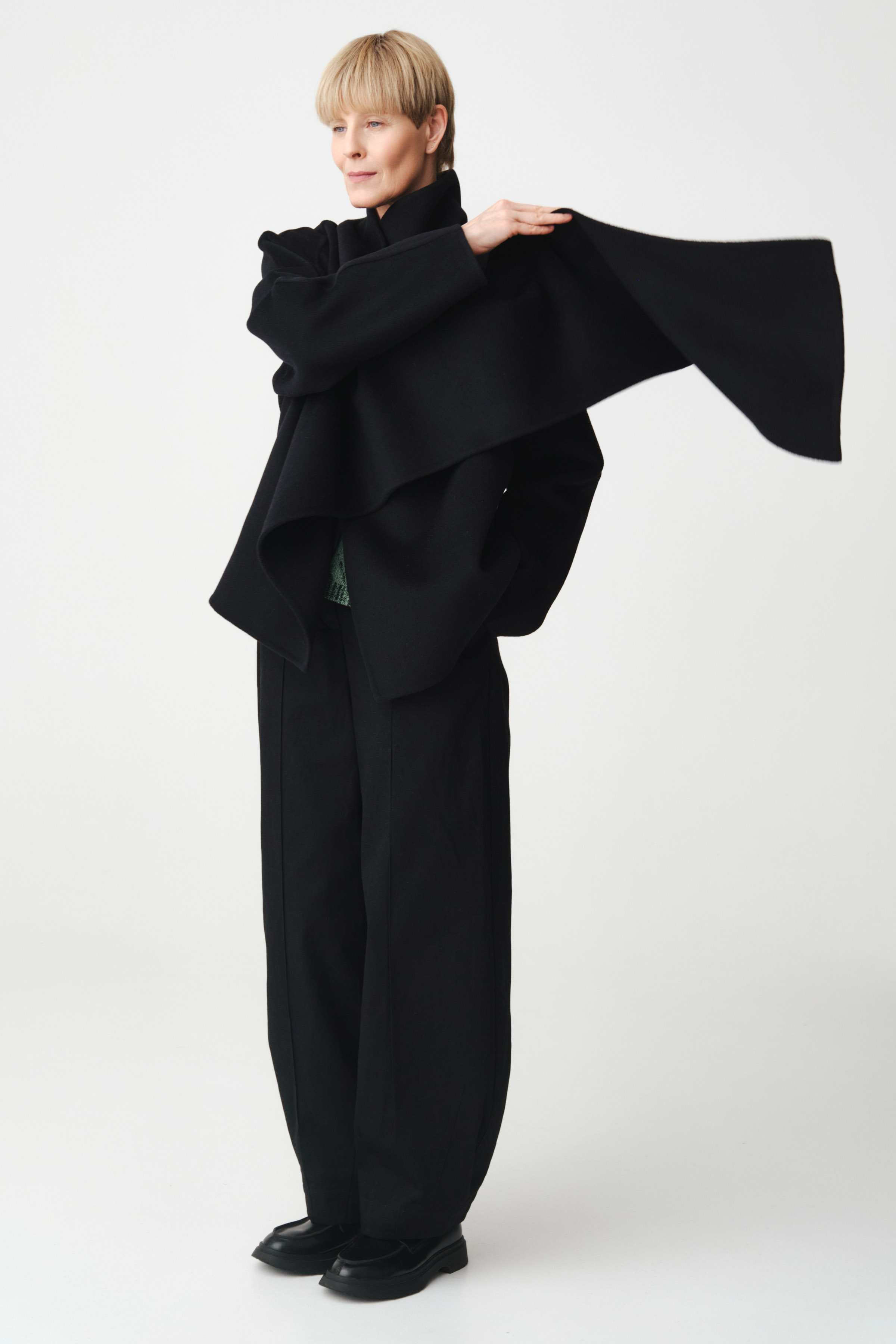 Пальто с палантином короткое, дабл кашемир