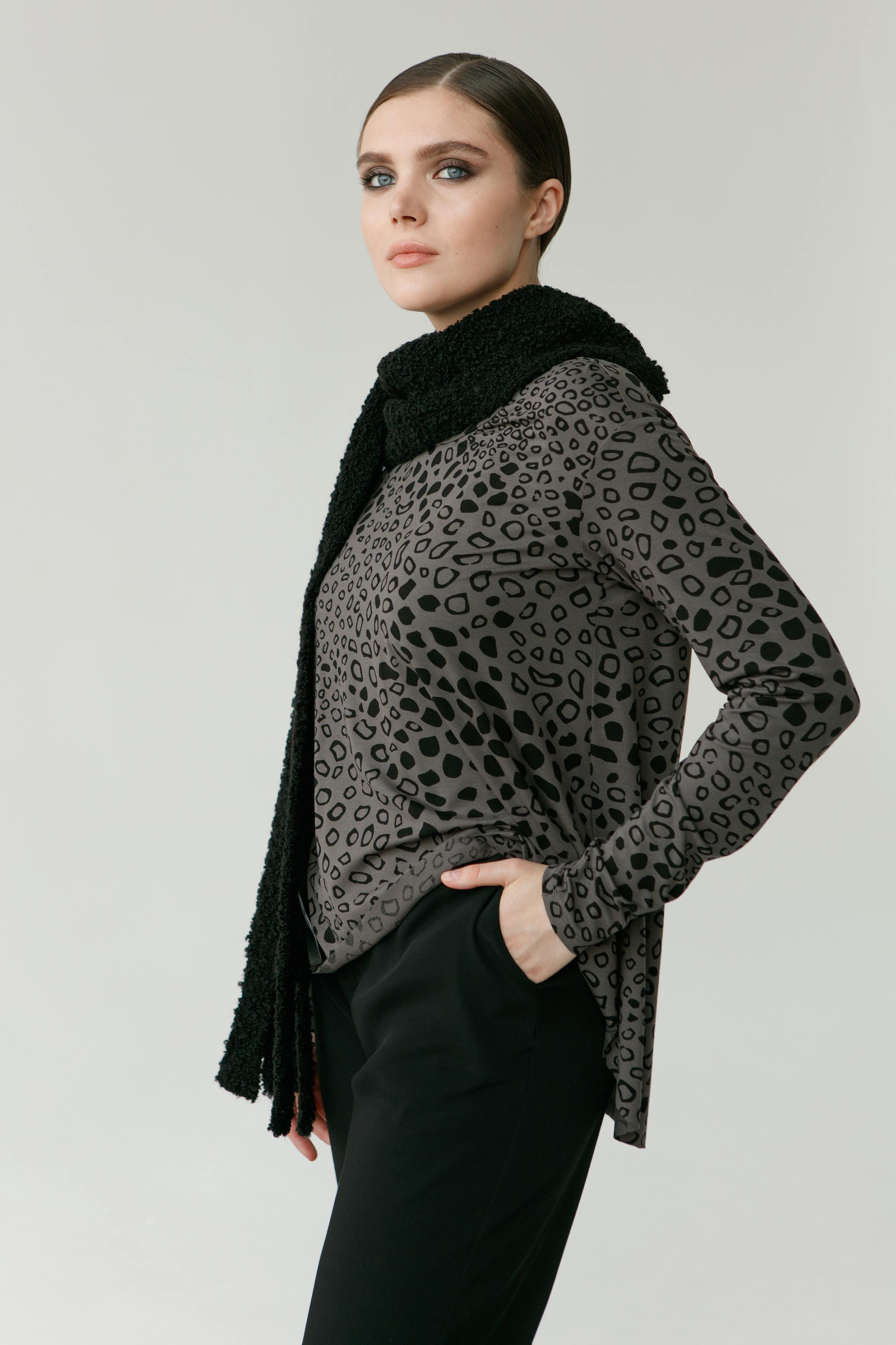 Блуза Камешки  от Lesel (Лесель)! Заказывайте по ✆ 8 (800) 777 02 37