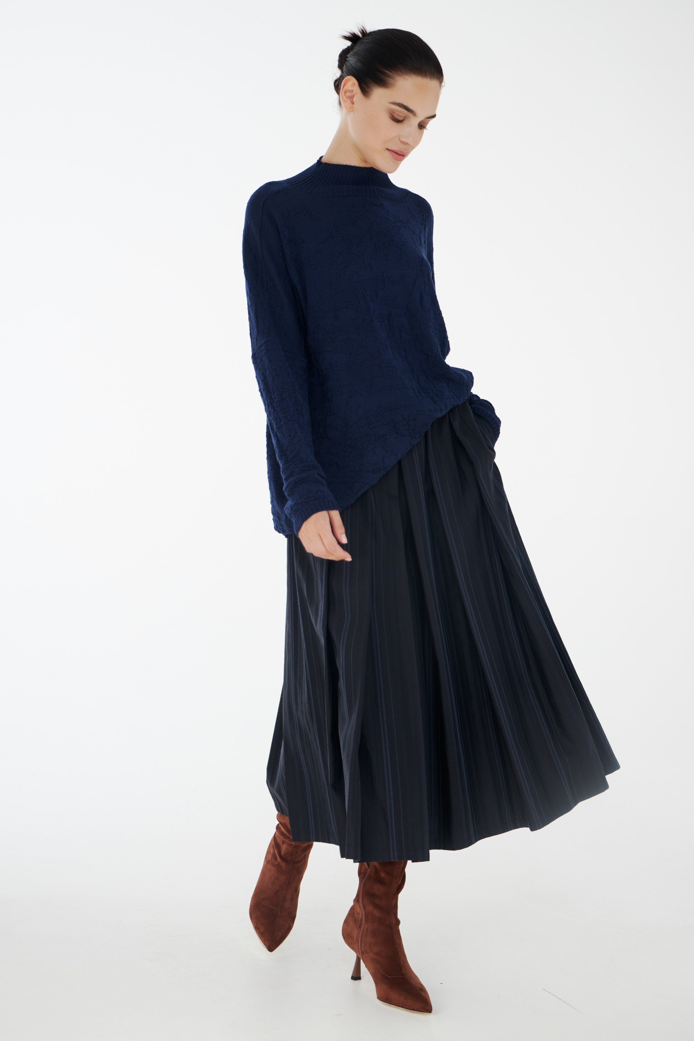 Юбка в складку и полоску 33 Ночь (nuit) от Lesel (Лесель)! Заказывайте по ✆ 8 (800) 777 02 37