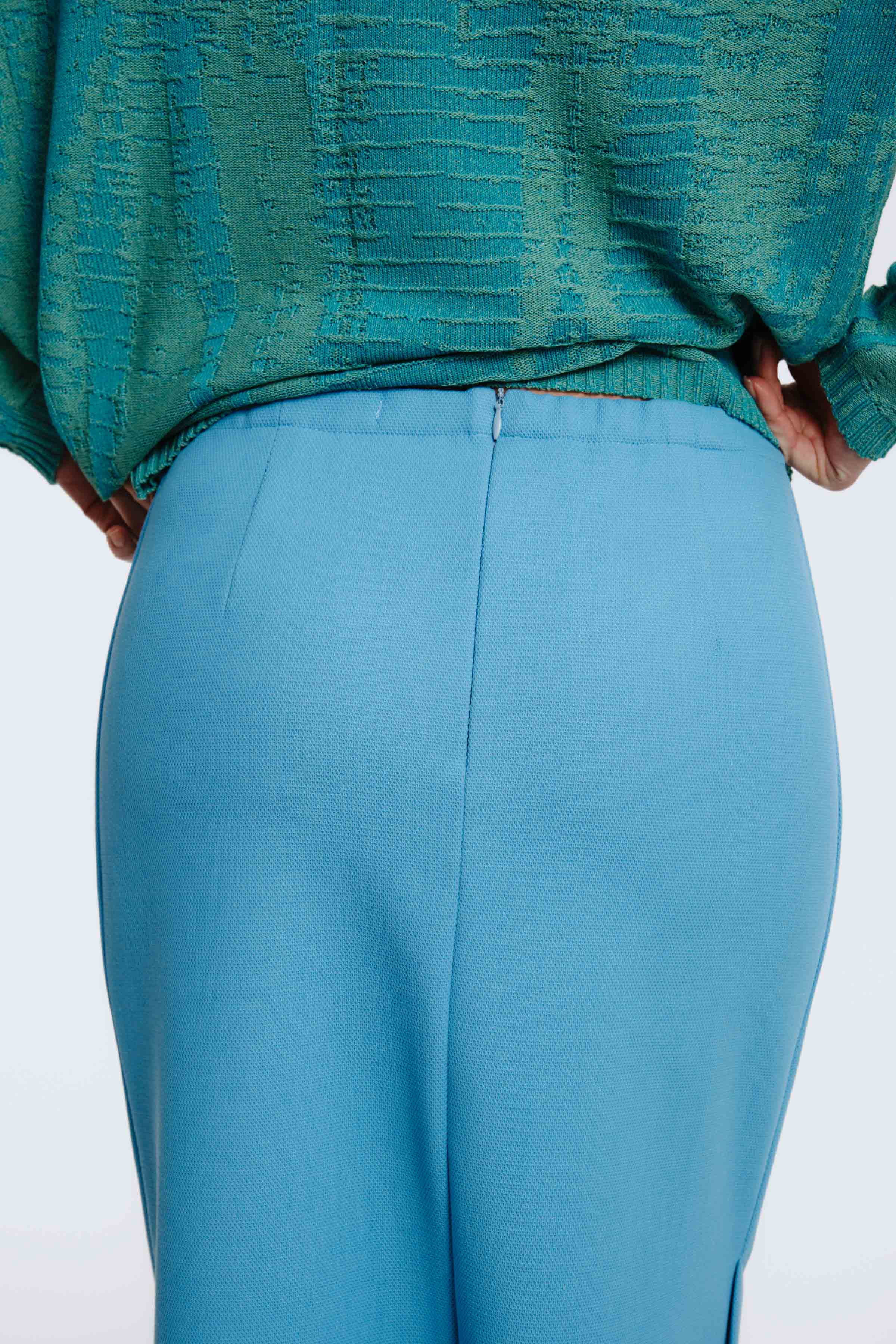 Юбка узкая эластичная 36 Лазурно-синий (bleu azur) от Lesel (Лесель)! Заказывайте по ✆ 8 (800) 777 02 37