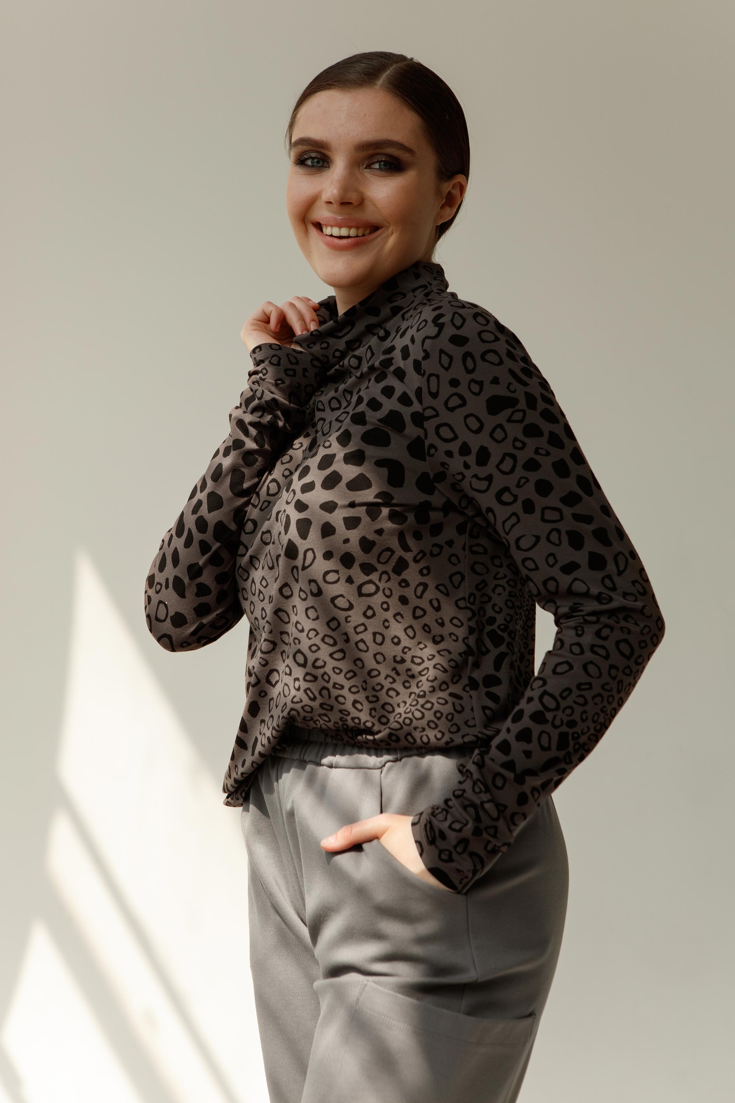 Блуза Водолазка Камешки  от Lesel (Лесель)! Заказывайте по ✆ 8 (800) 777 02 37