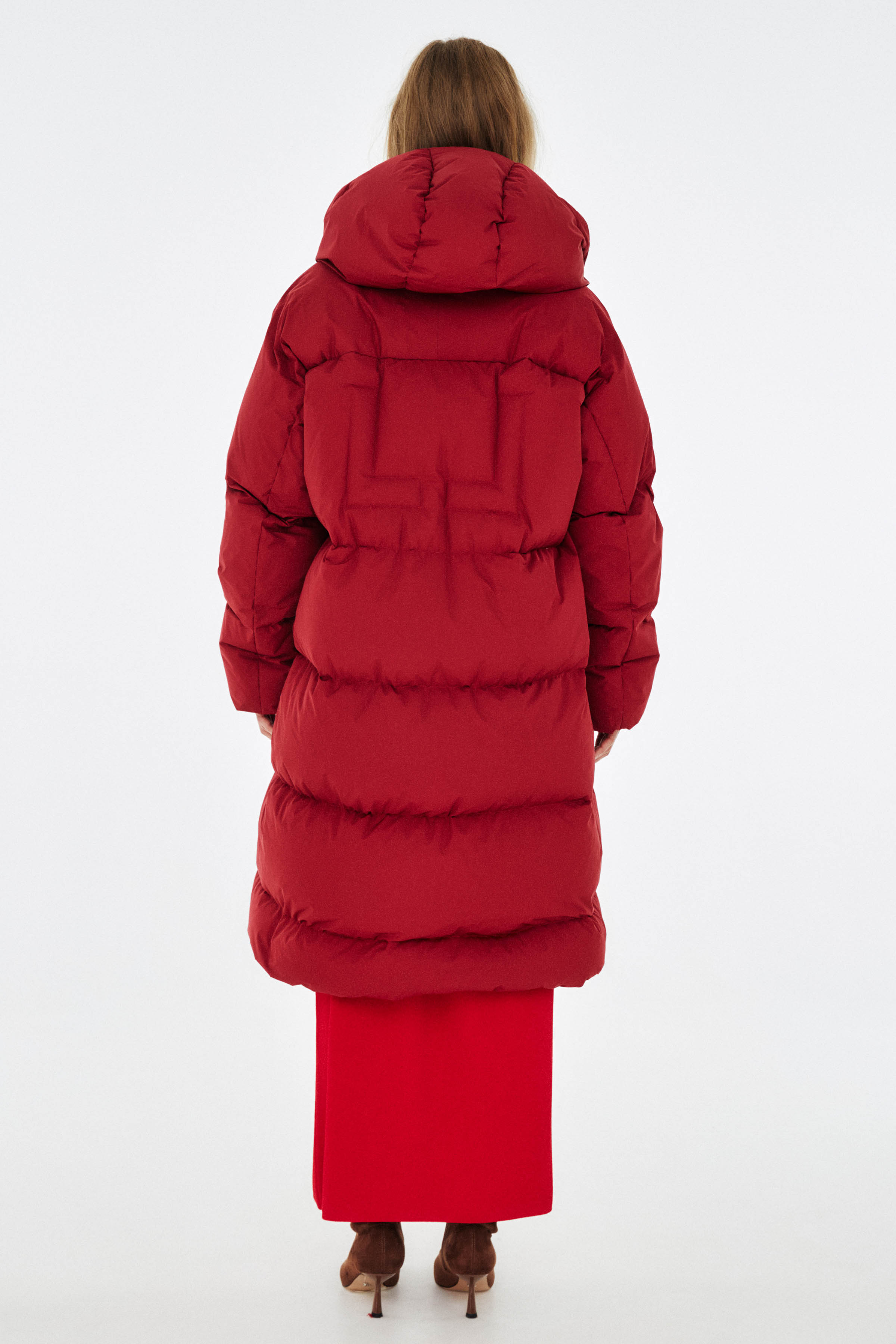 Пальто пуховое с навесными петлями 28 Ягода (baie) от Lesel (Лесель)! Заказывайте по ✆ 8 (800) 777 02 37