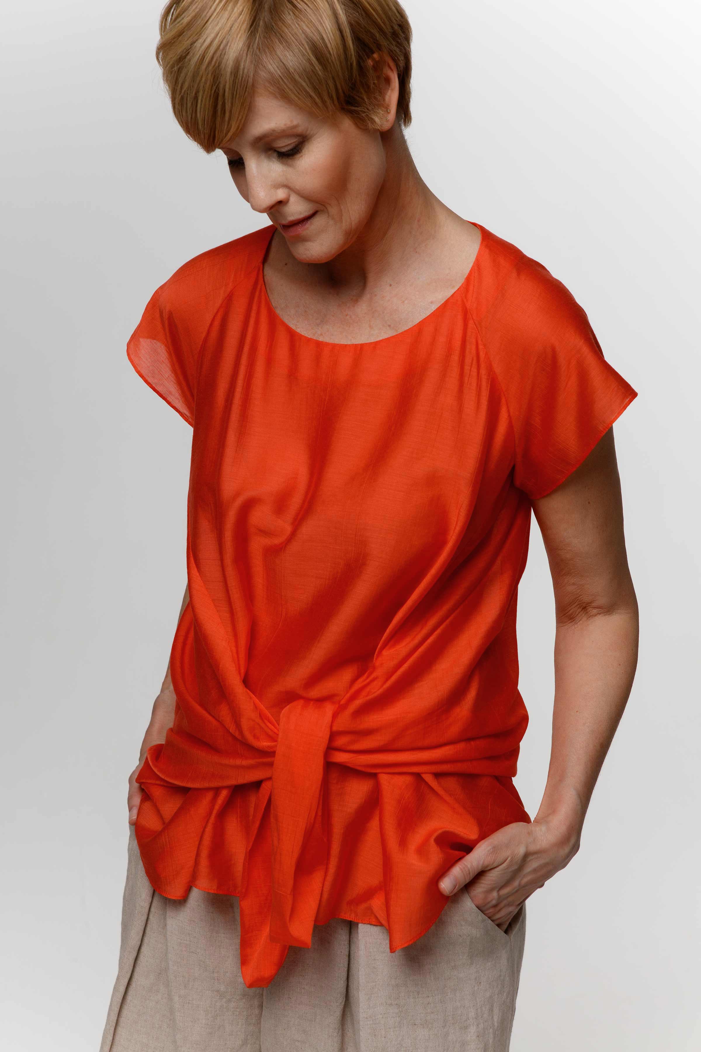 Блуза с узлом, шёлк  от Lesel (Лесель)! Заказывайте по ✆ 8 (800) 777 02 37