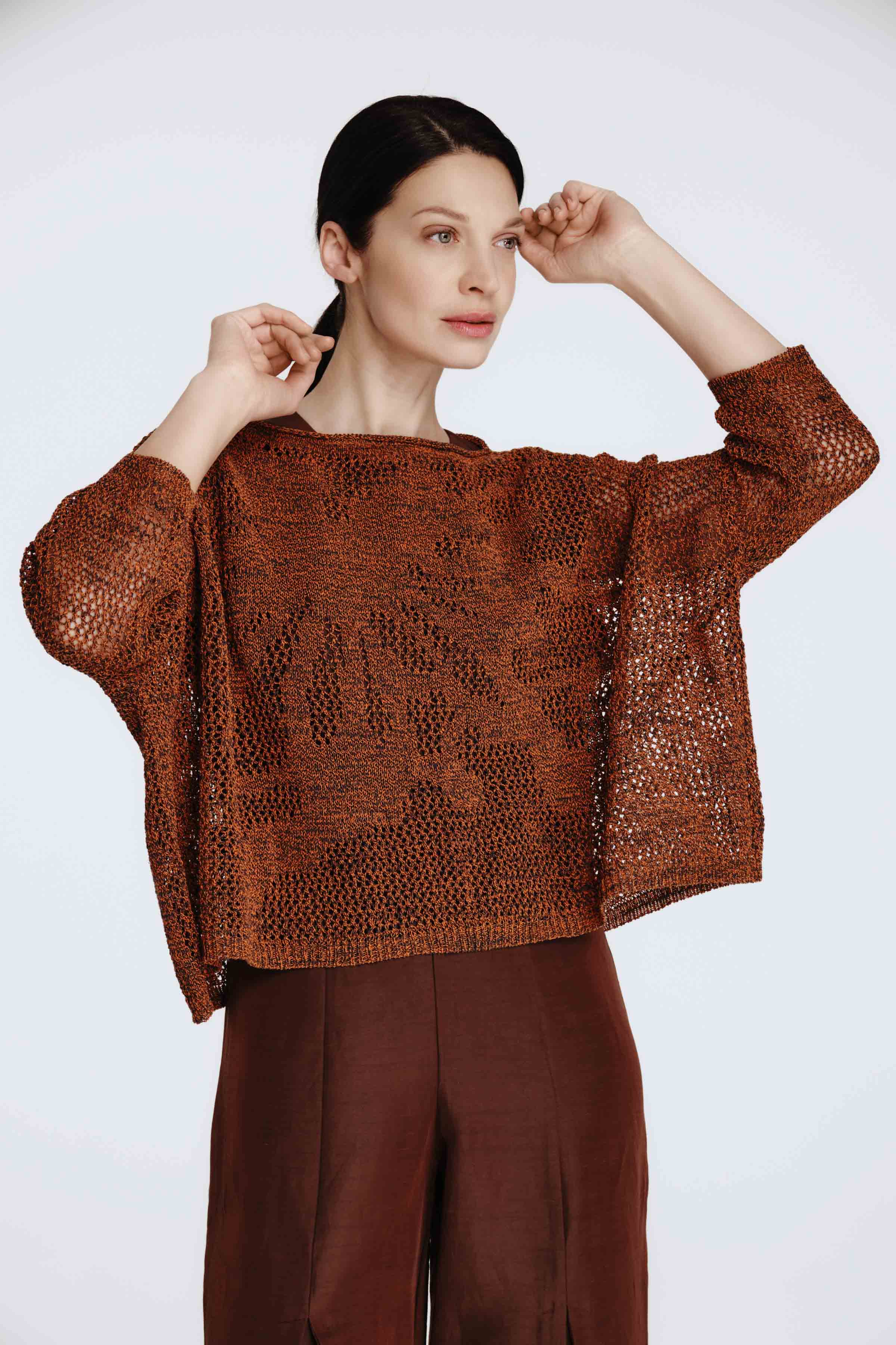 Джемпер Меланж с цветком  от Lesel (Лесель)! Заказывайте по ✆ 8 (800) 777 02 37