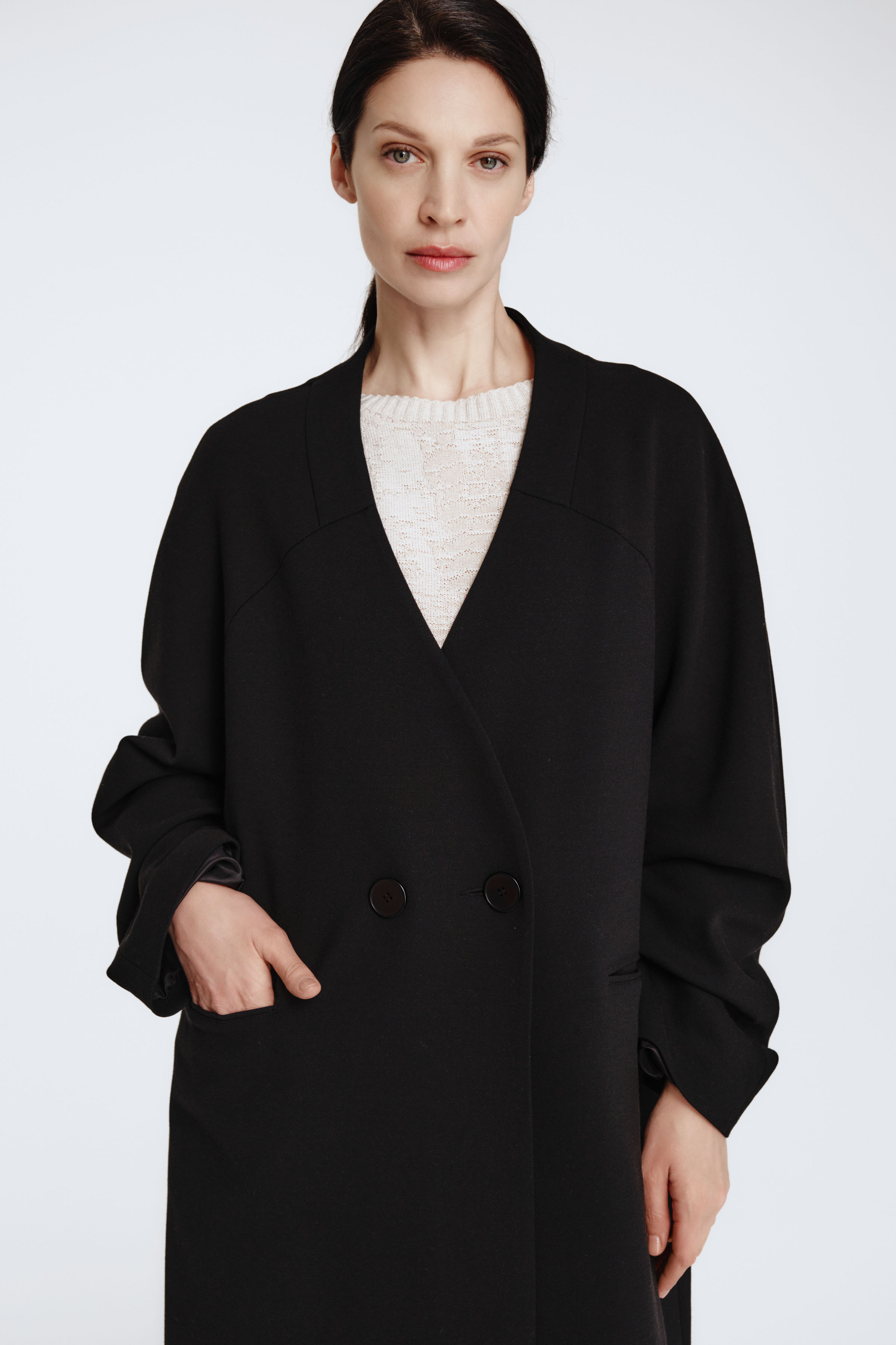 Пальто свободное, реглан на подкладке