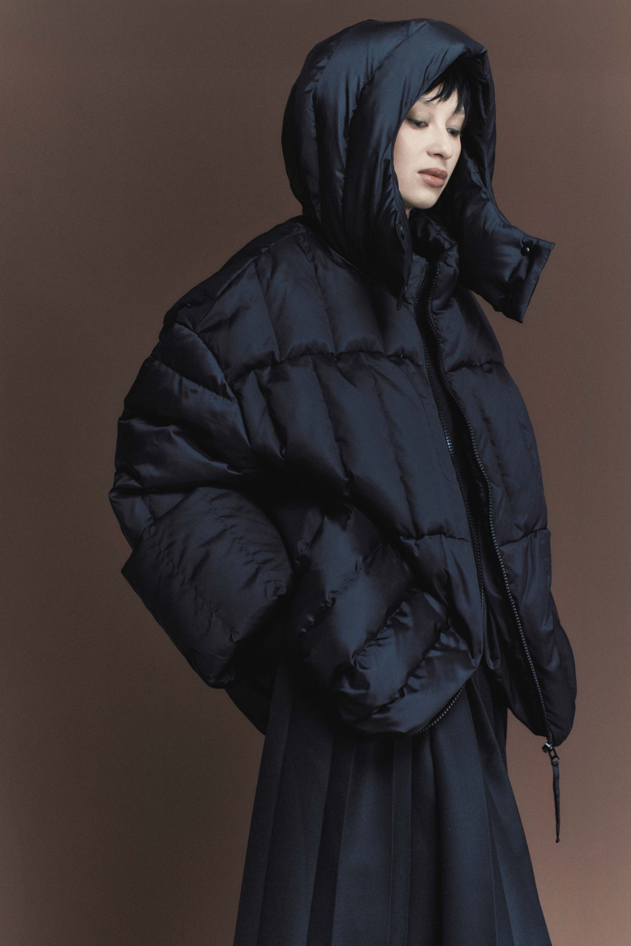 Куртка пуховая Столбики 00 Черный (noir), 79 Гербарий (herbal), 33 Ночь (nuit), 02 Песок (sable) от Lesel (Лесель)! Заказывайте по ✆ 8 (800) 777 02 37