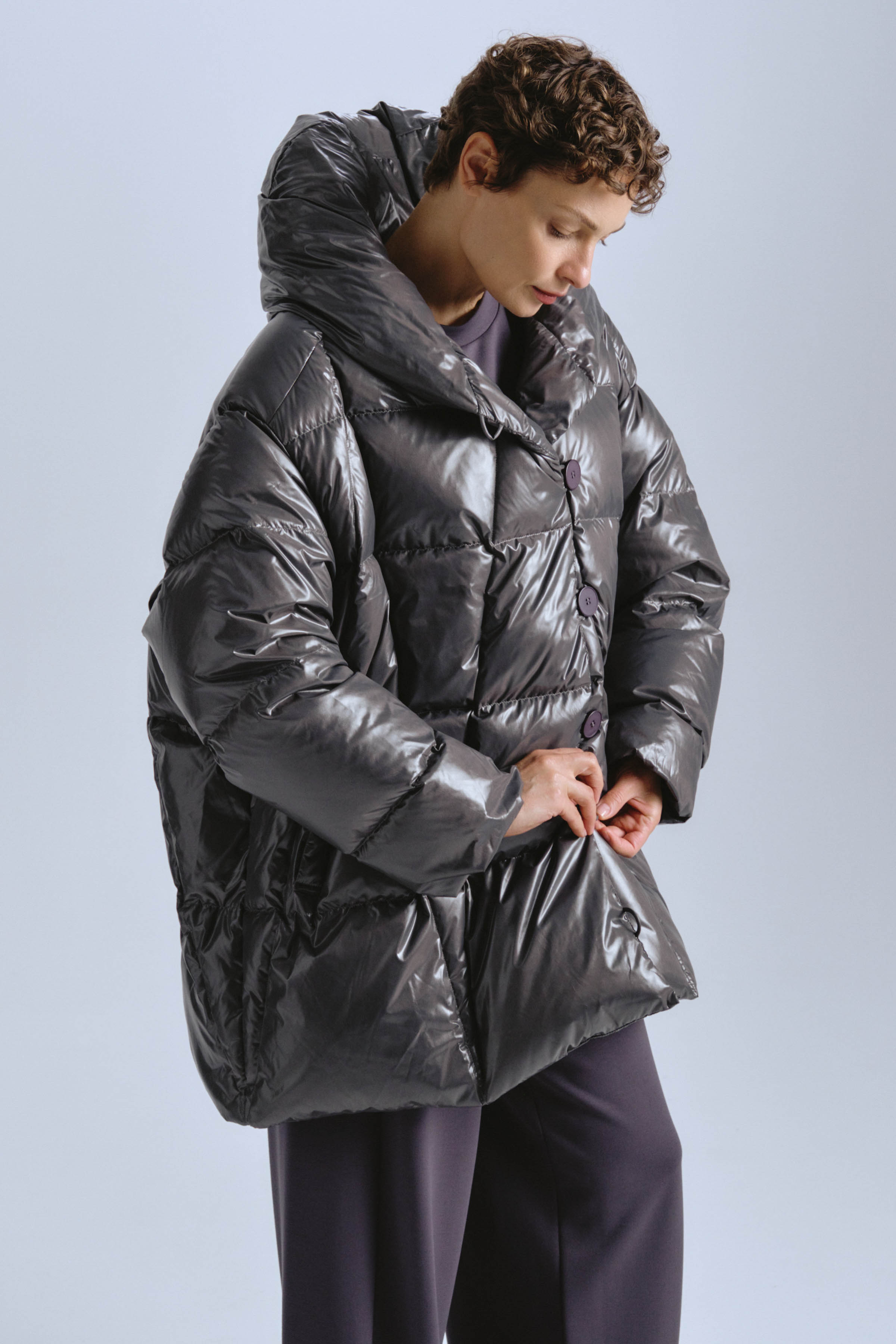 Куртка пуховая пончо-квадрат 10 Серый (grise), 00 Черный (noir), 79 Гербарий (herbal) от Lesel (Лесель)! Заказывайте по ✆ 8 (800) 777 02 37