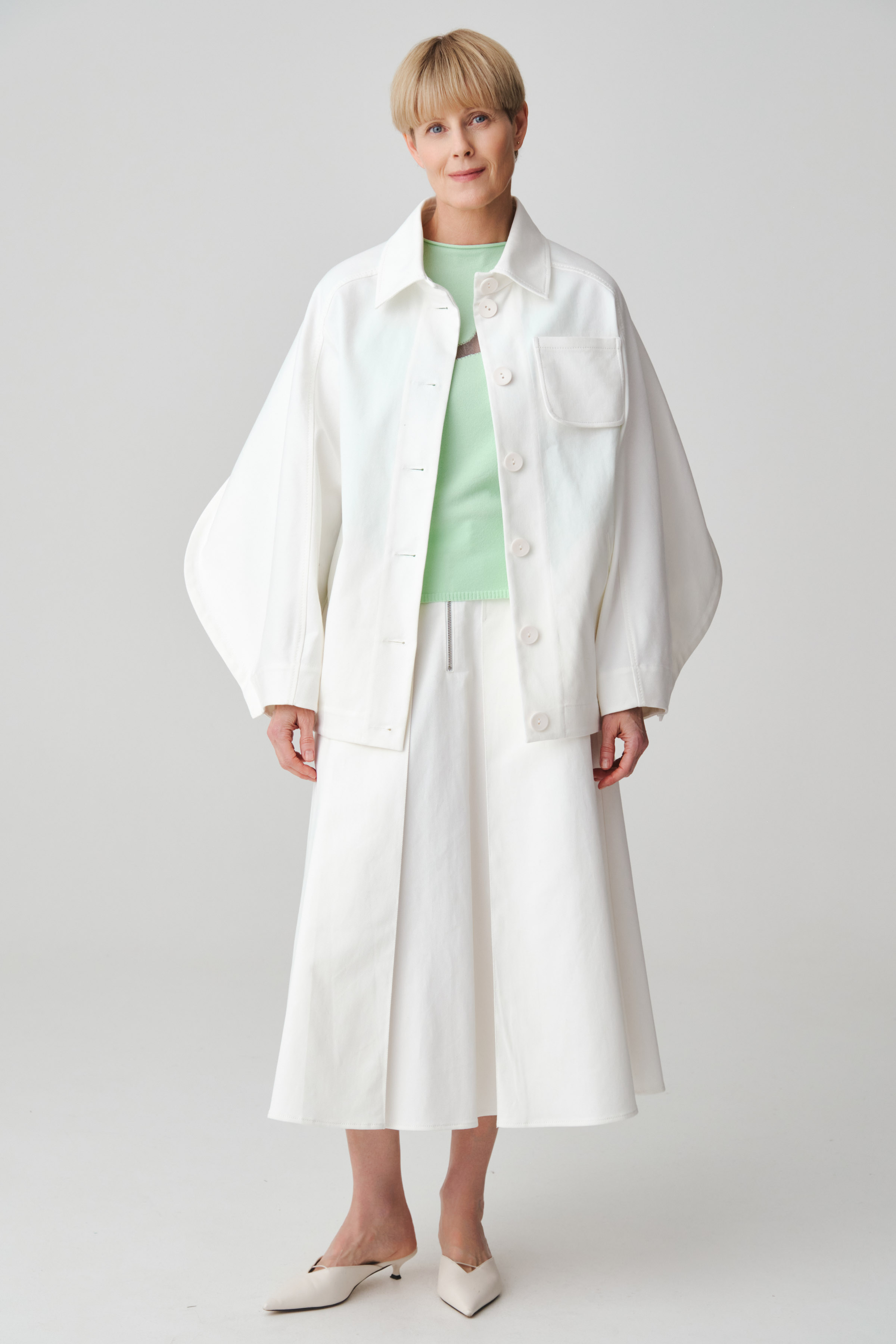 Юбка клеш с глубокими складками