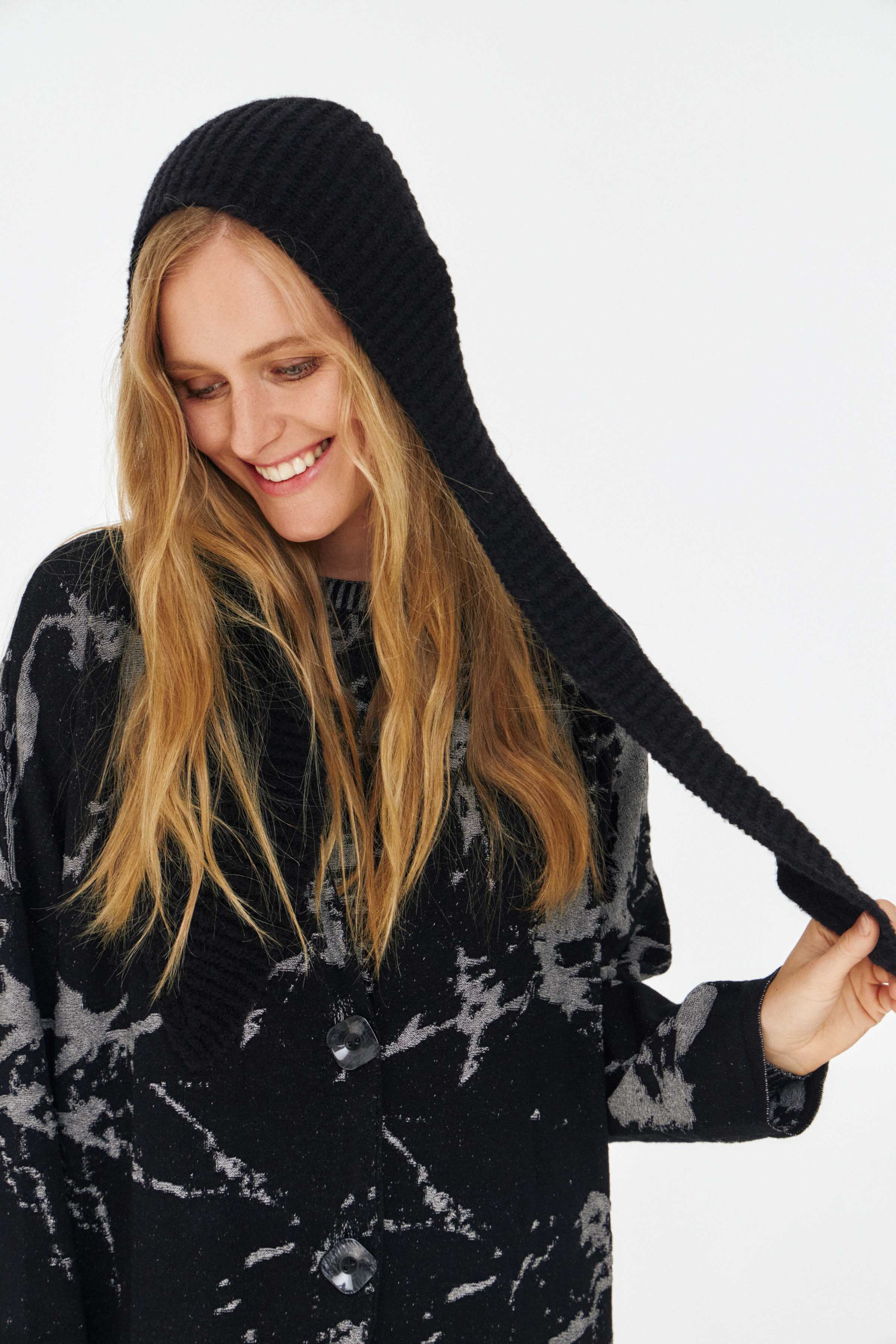 Шапка с ушками 00 Черный (noir) от Lesel (Лесель)! Заказывайте по ✆ 8 (800) 777 02 37