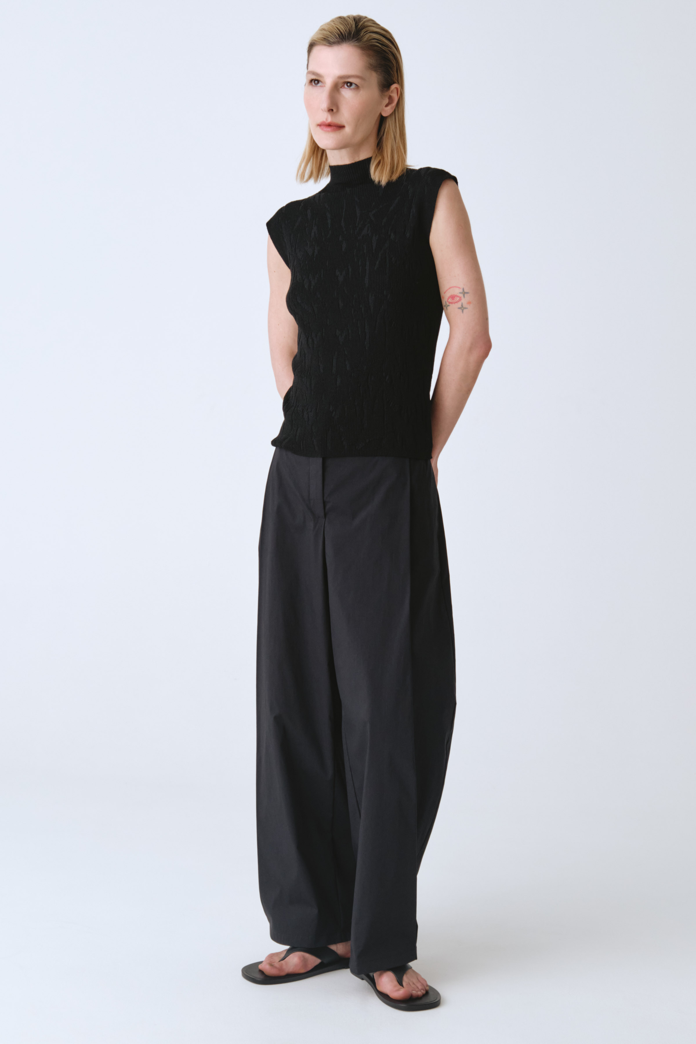 Брюки большой ромб со складкой, хлопок