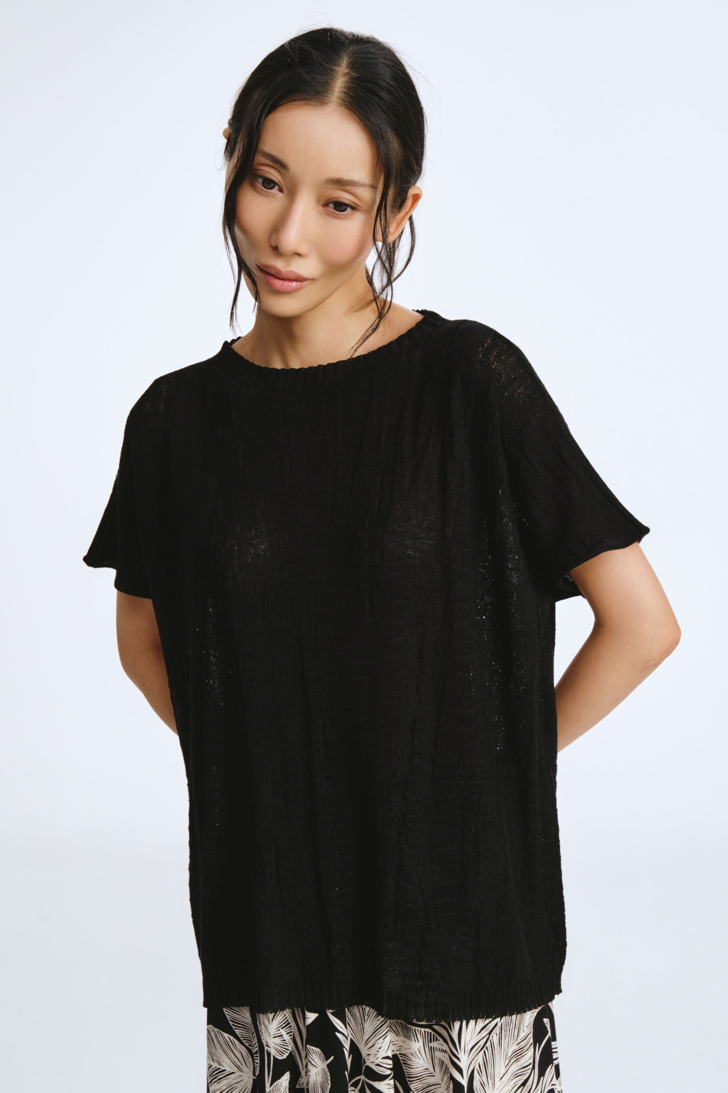 Джемпер с коротким рукавом Гофре  от Lesel (Лесель)! Заказывайте по ✆ 8 (800) 777 02 37