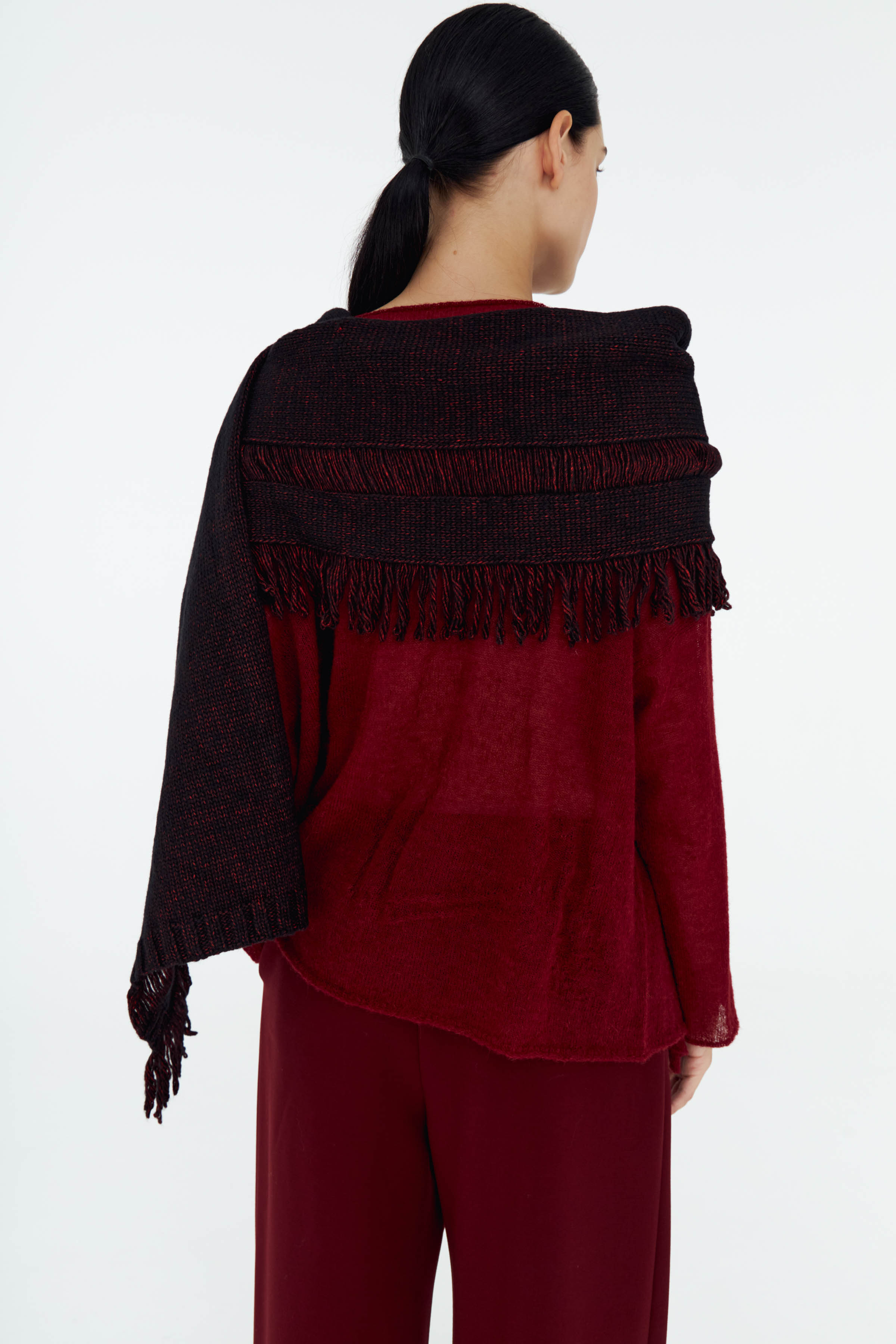 Шарф с бахромой