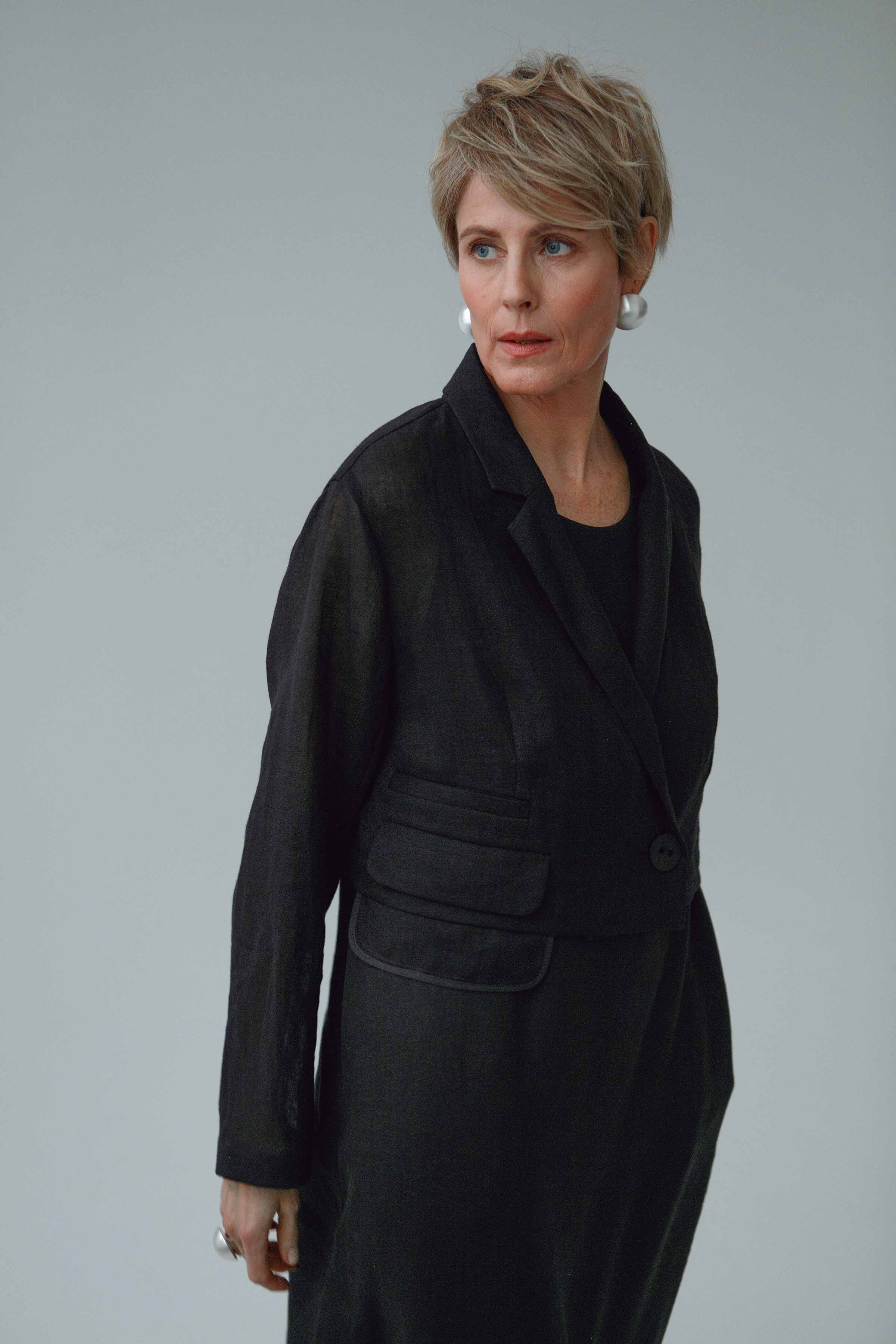 Жакет Короткий, лён 00 Черный (noir) от Lesel (Лесель)! Заказывайте по ✆ 8 (800) 777 02 37